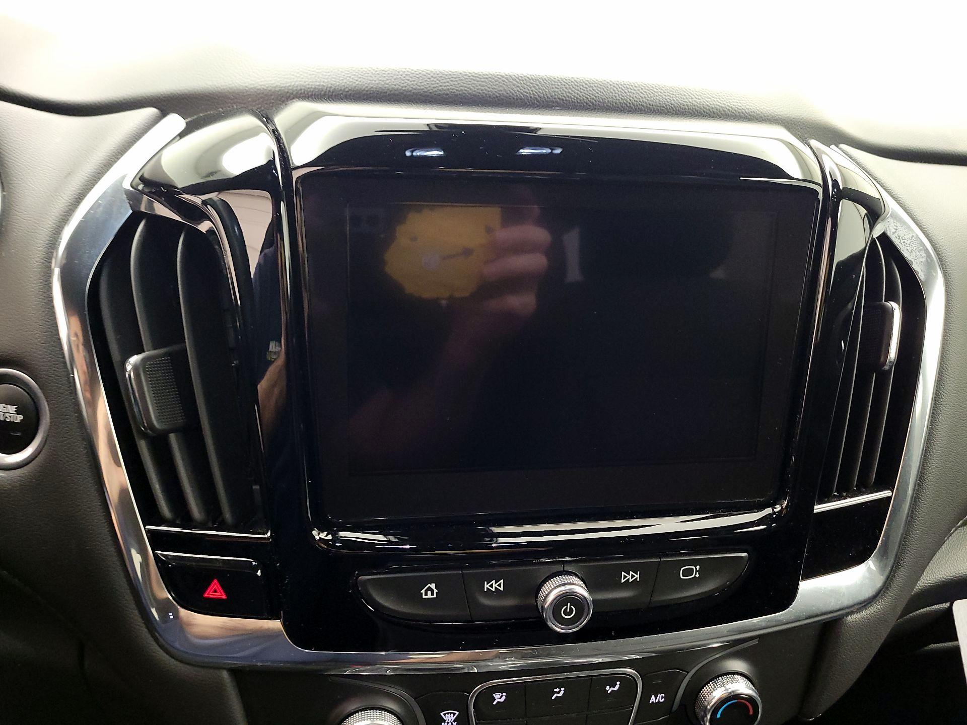 Thumbnail: 2023 Chevrolet Traverse - 13