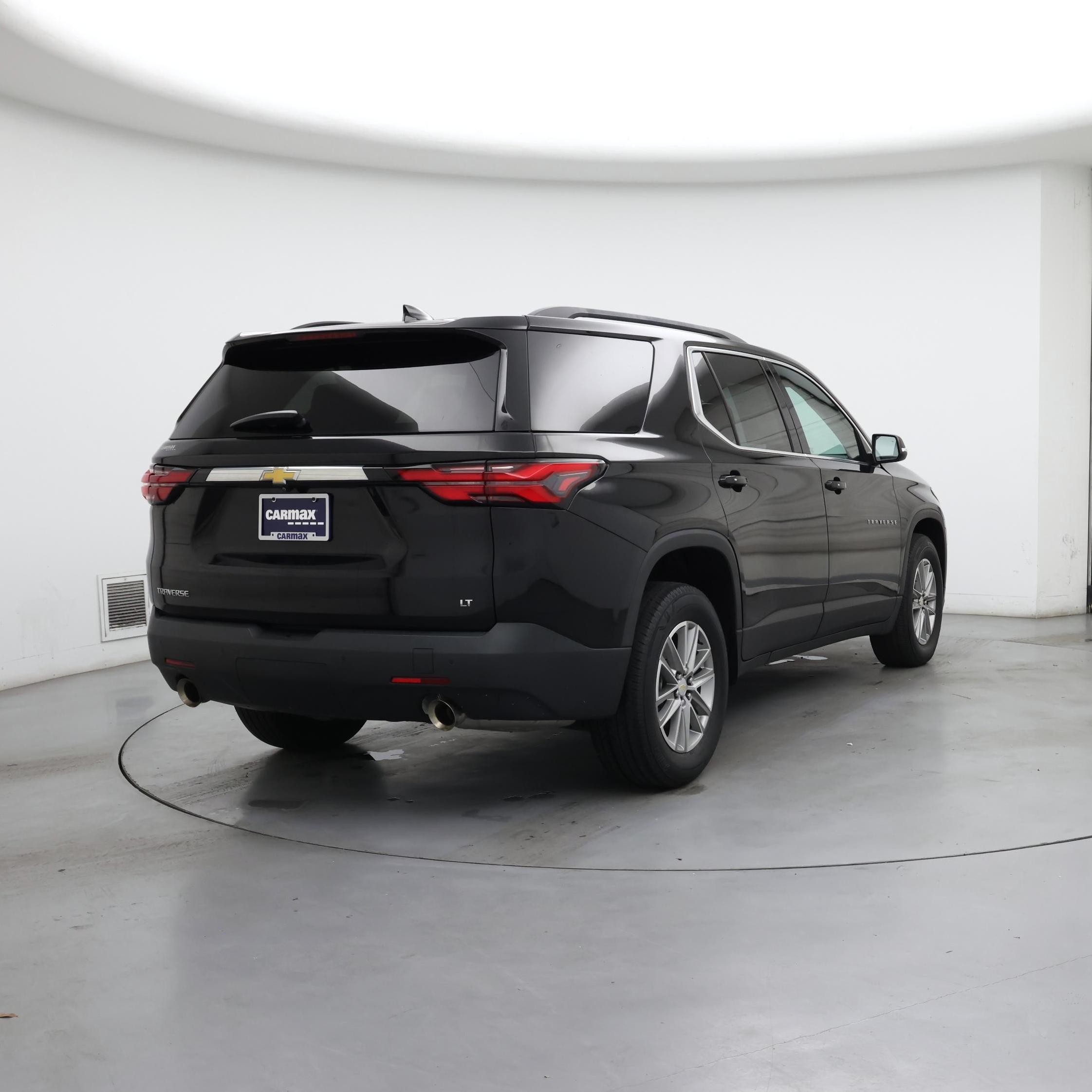 Thumbnail: 2023 Chevrolet Traverse - 8