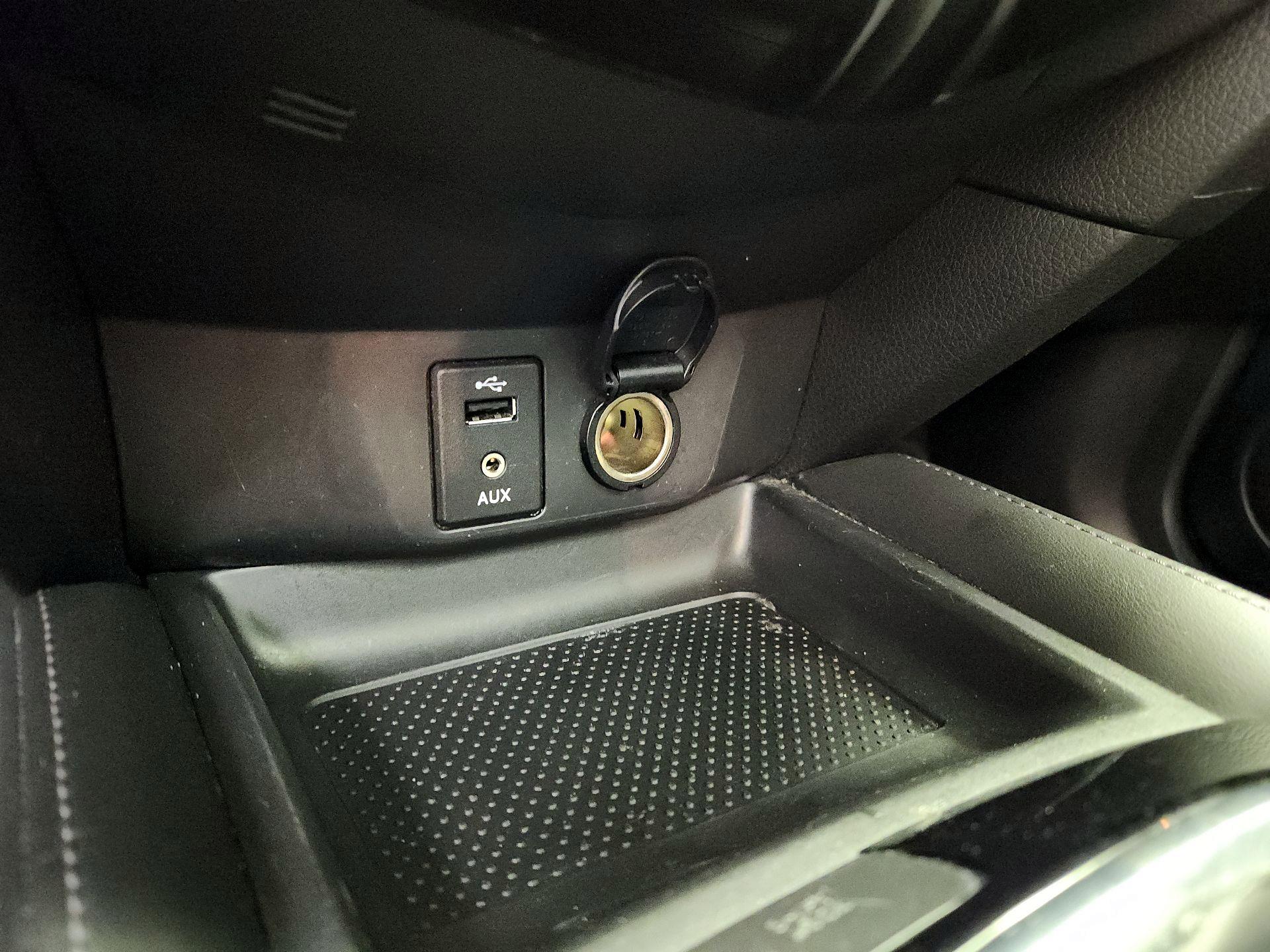 Thumbnail: 2017 Nissan Rogue Sport - 19