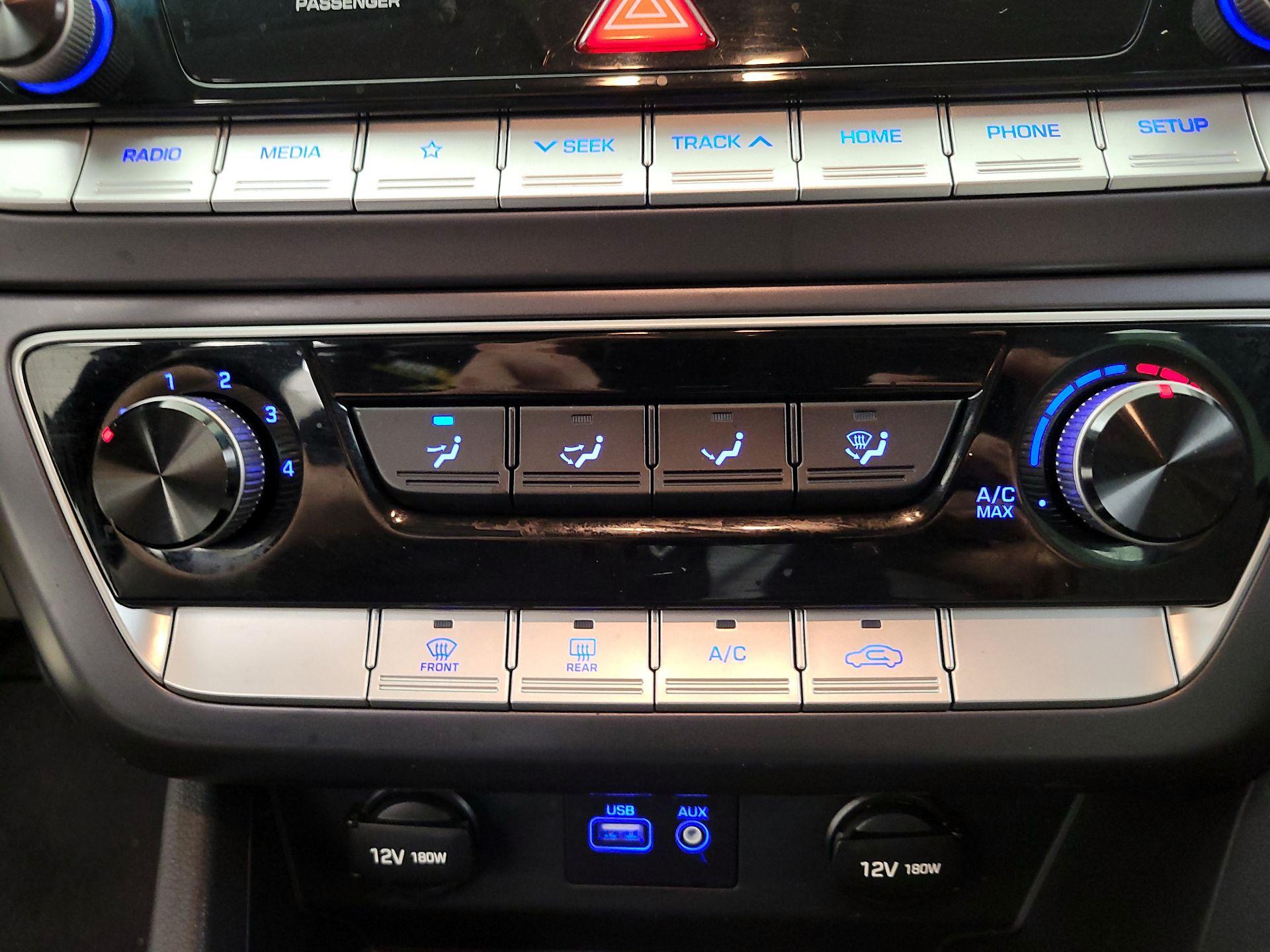 Thumbnail: 2018 Hyundai Sonata - 16