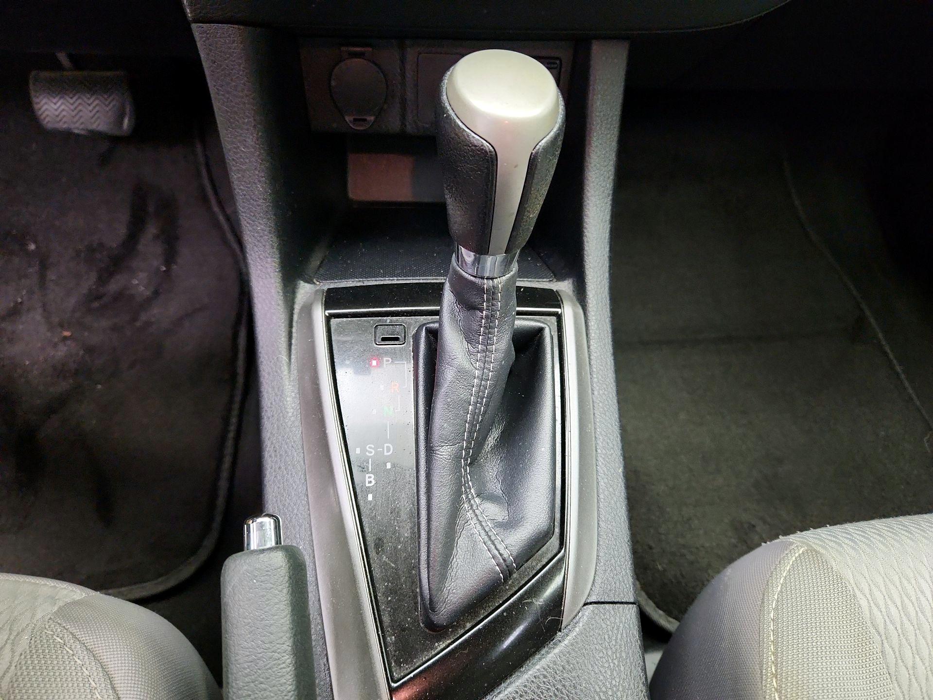 Thumbnail: 2016 Toyota Corolla - 17