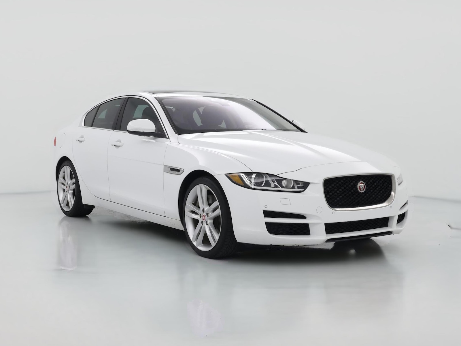2017 Jaguar XE