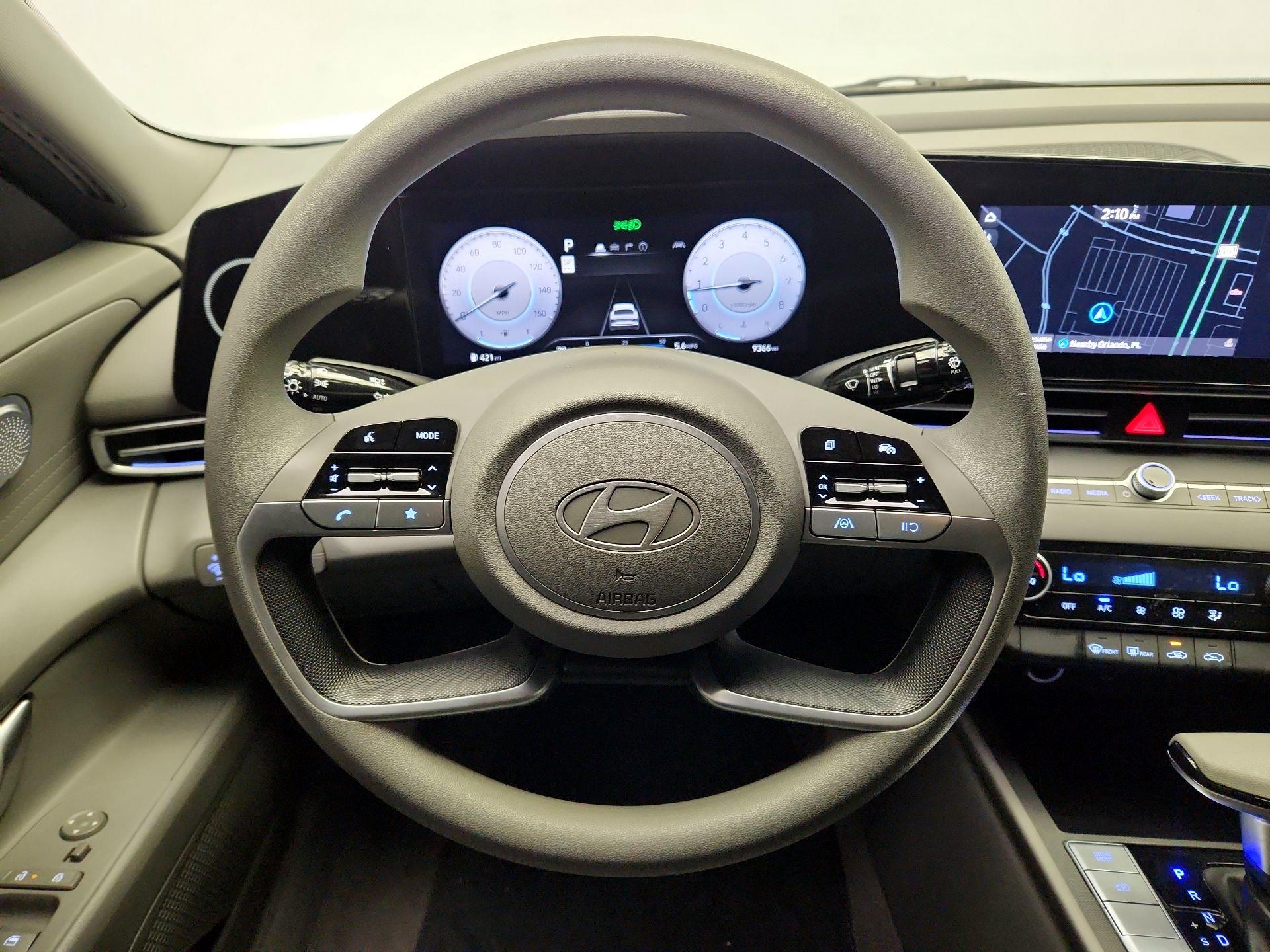 Thumbnail: 2024 Hyundai Elantra - 10