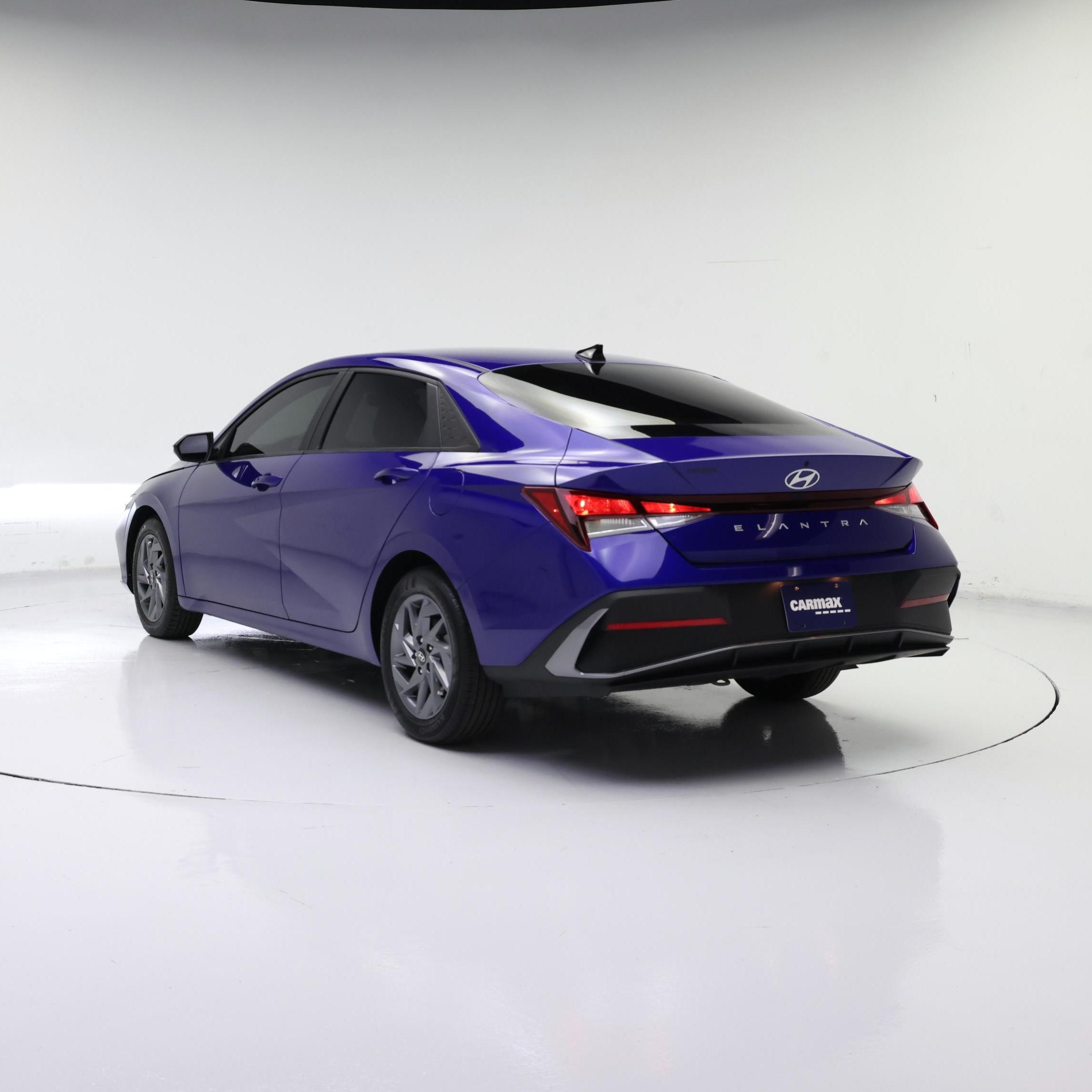 Thumbnail: 2024 Hyundai Elantra - 2