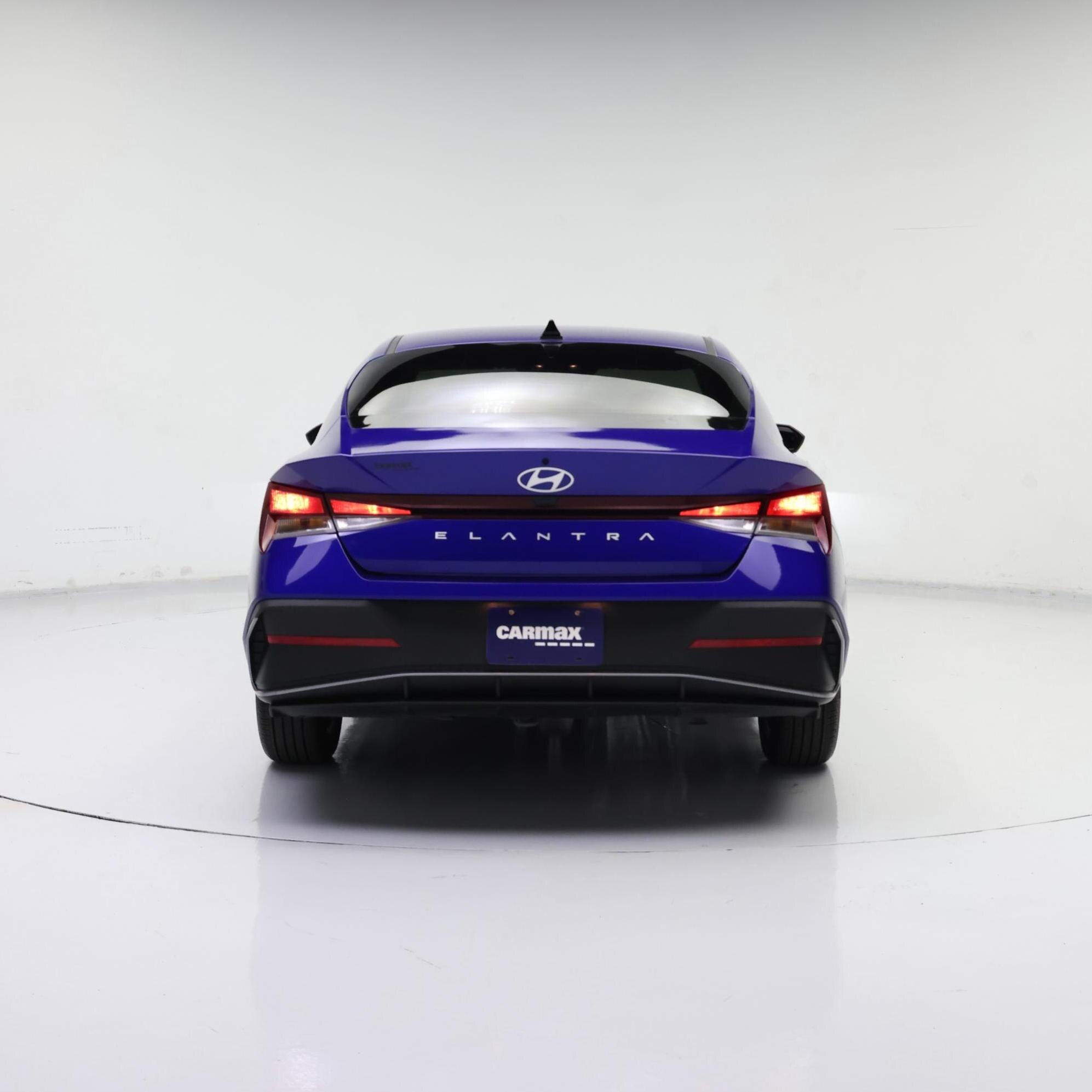 Thumbnail: 2024 Hyundai Elantra - 6