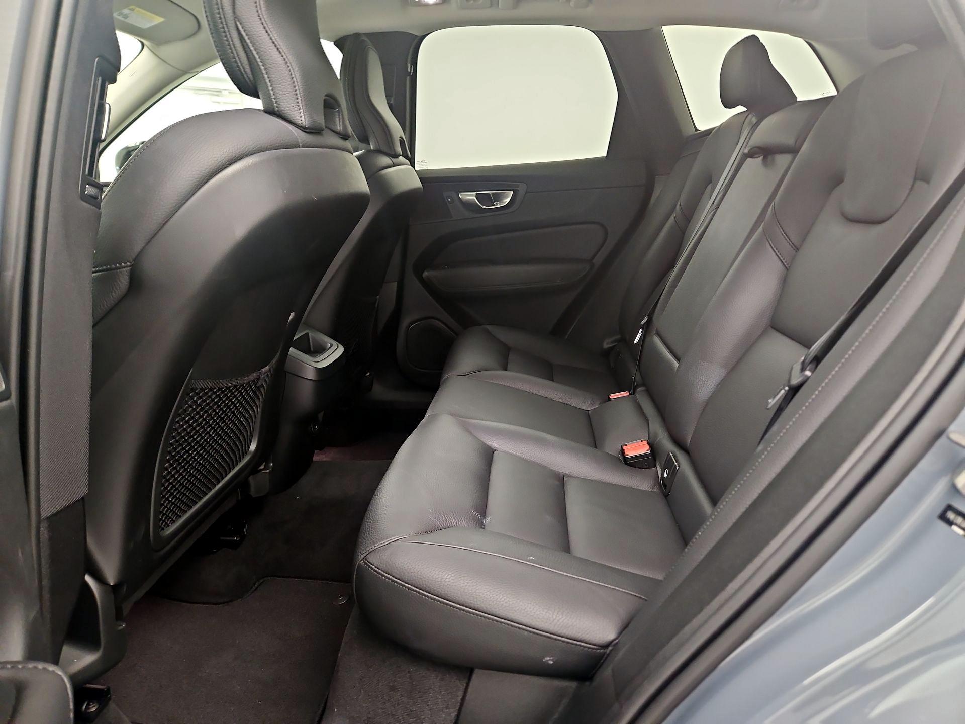 Thumbnail: 2024 Volvo XC60 - 18