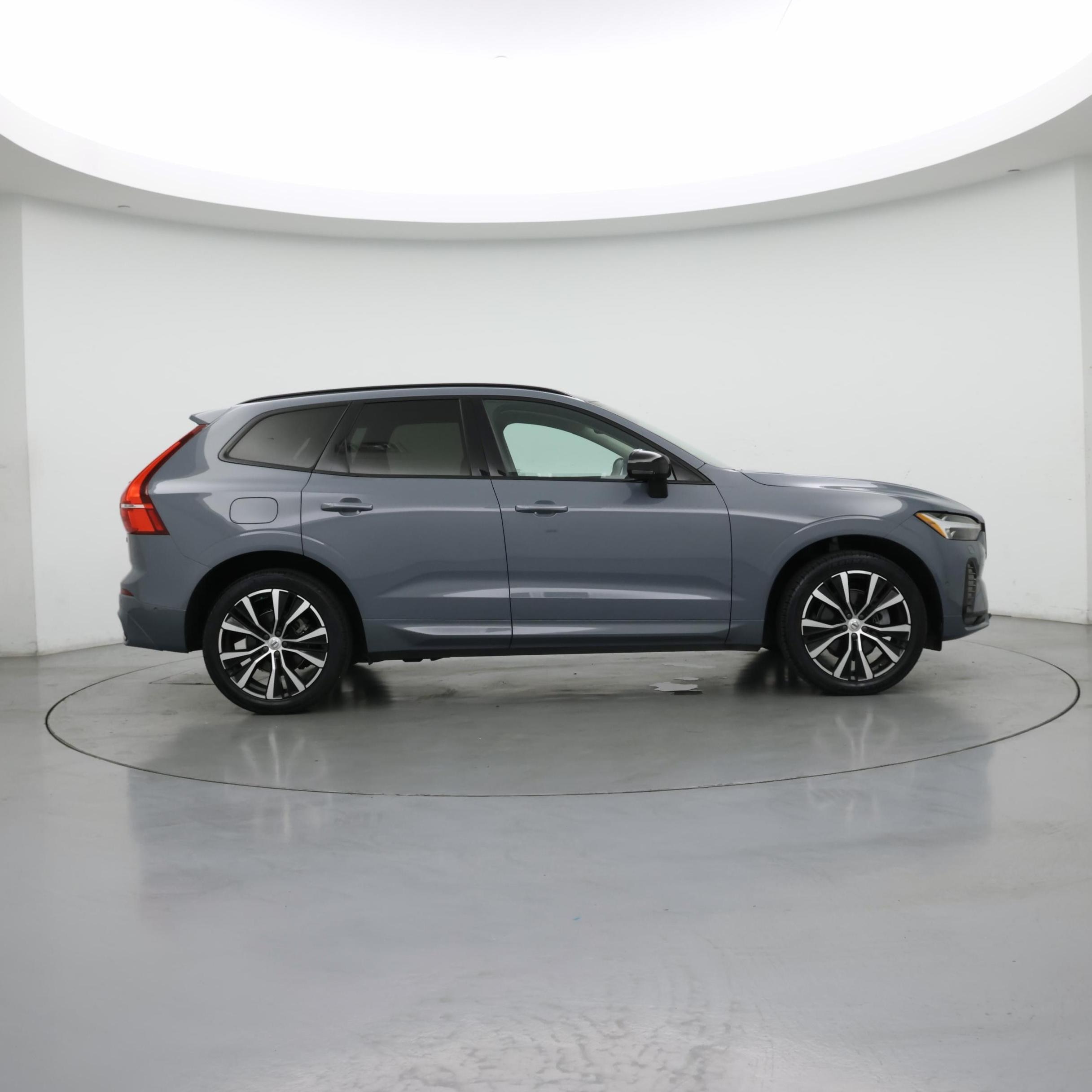 Thumbnail: 2024 Volvo XC60 - 7