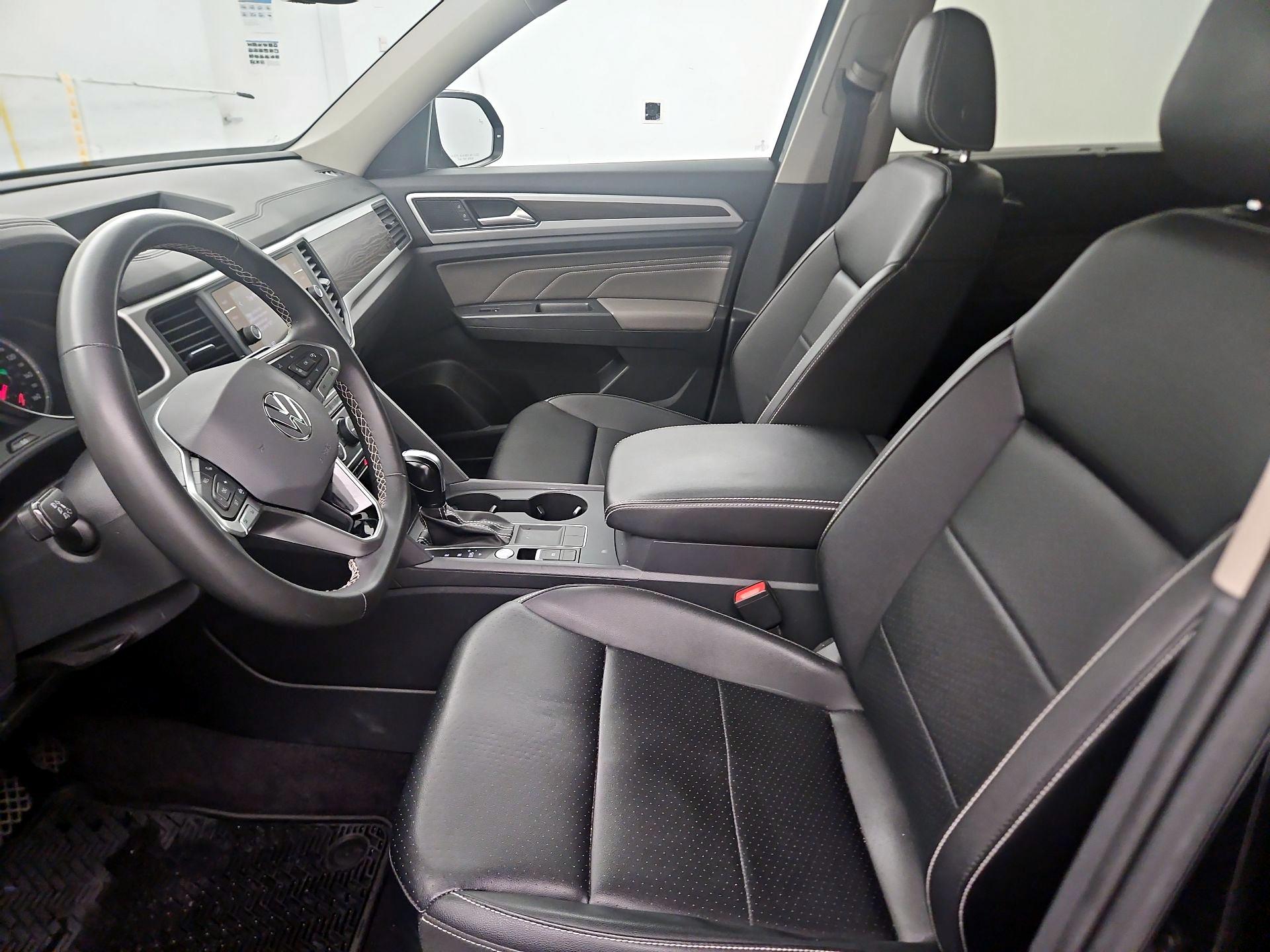 Thumbnail: 2021 Volkswagen Atlas - 11