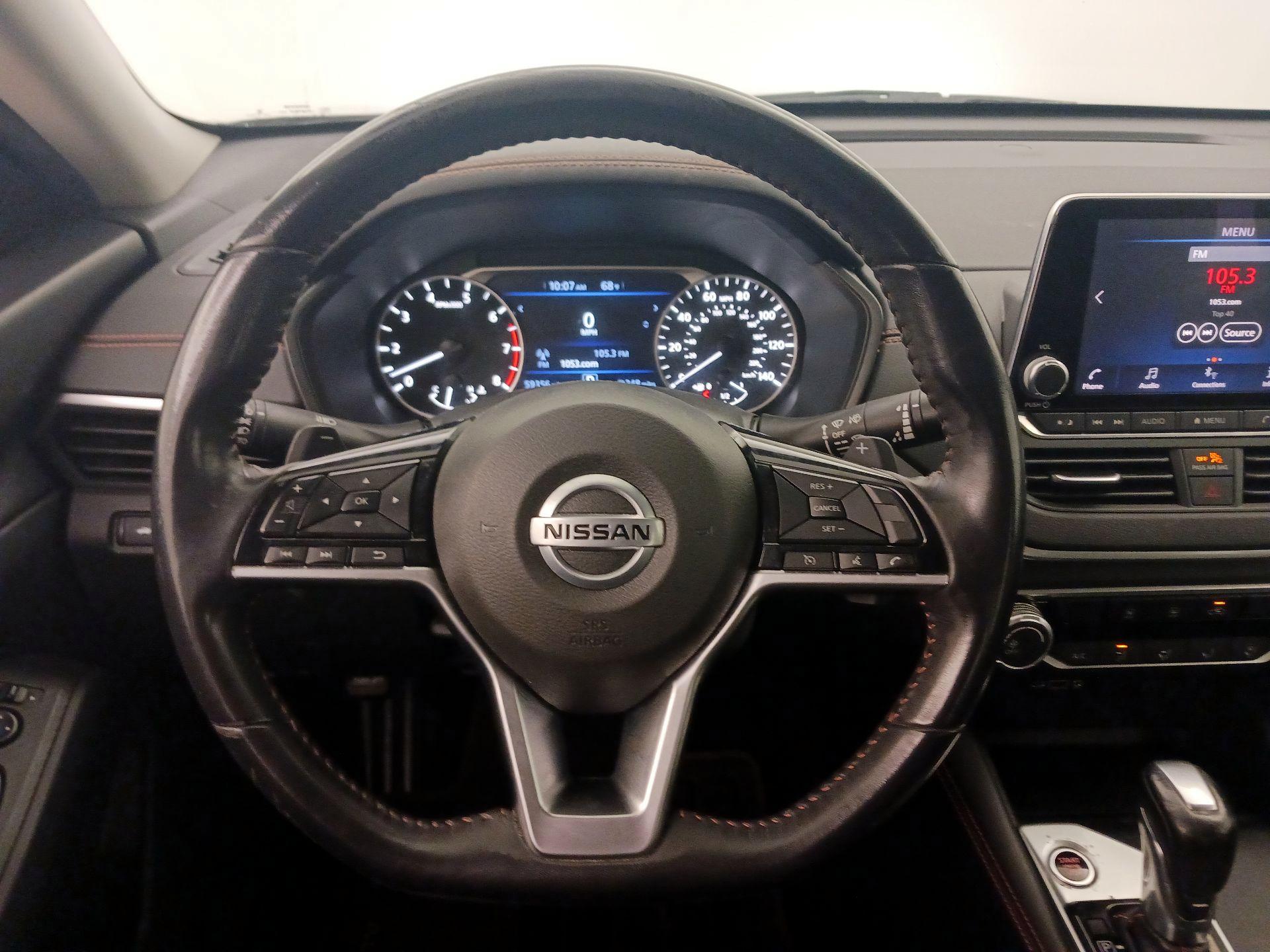 Thumbnail: 2020 Nissan Altima - 10