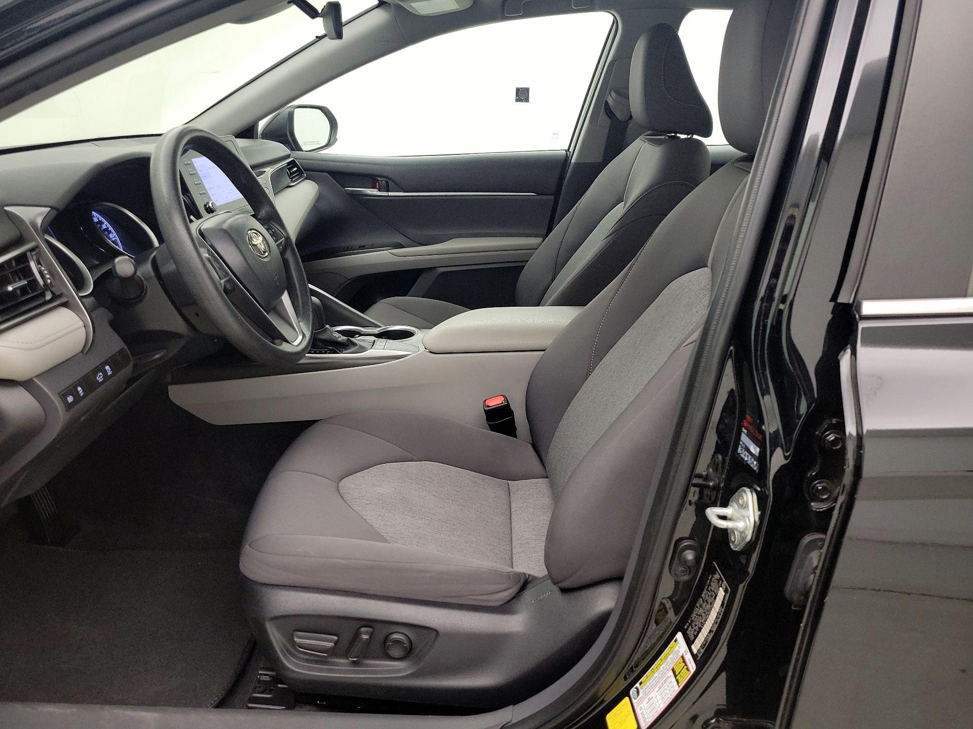 Thumbnail: 2023 Toyota Camry - 11