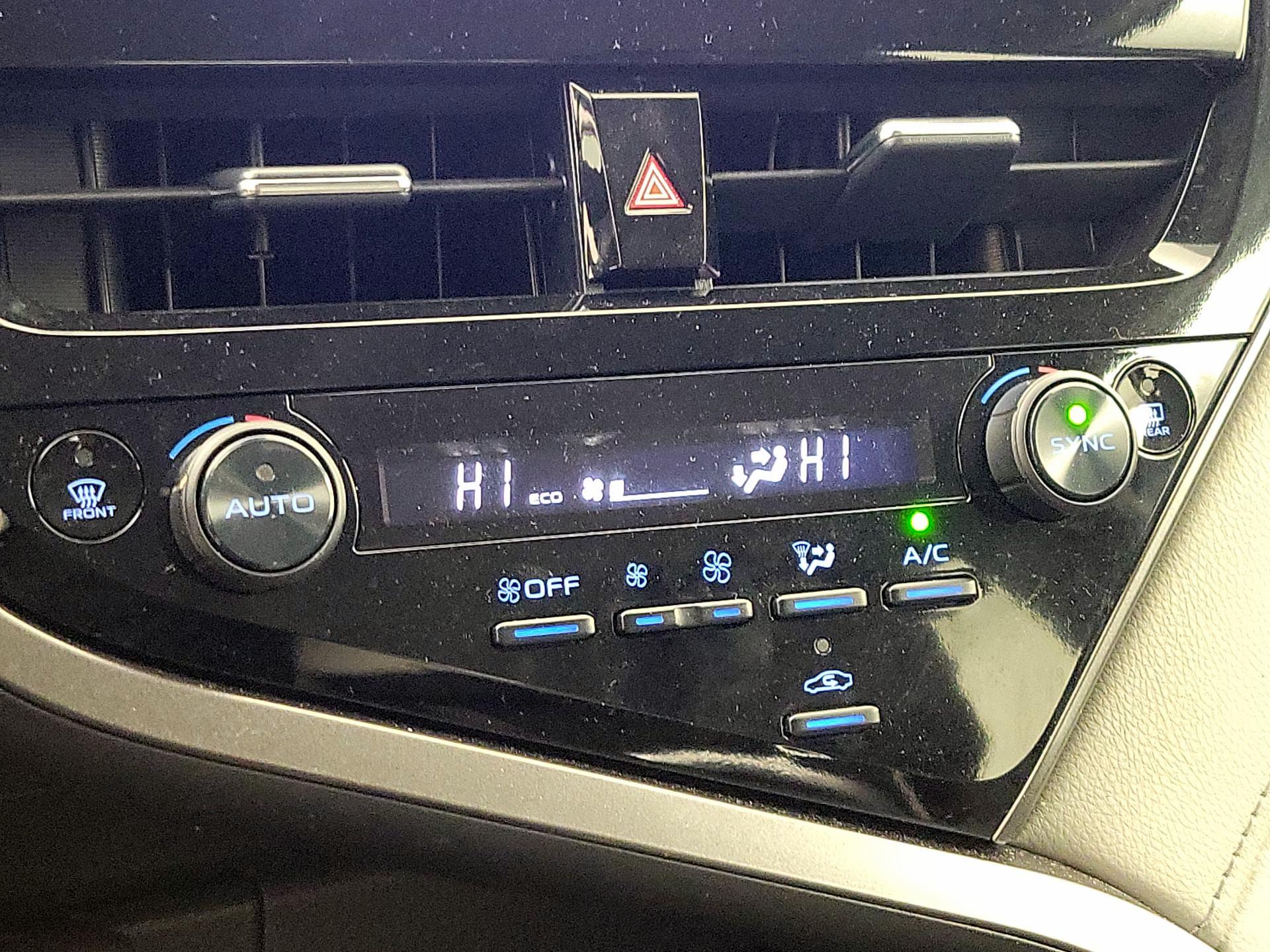 Thumbnail: 2023 Toyota Camry - 16