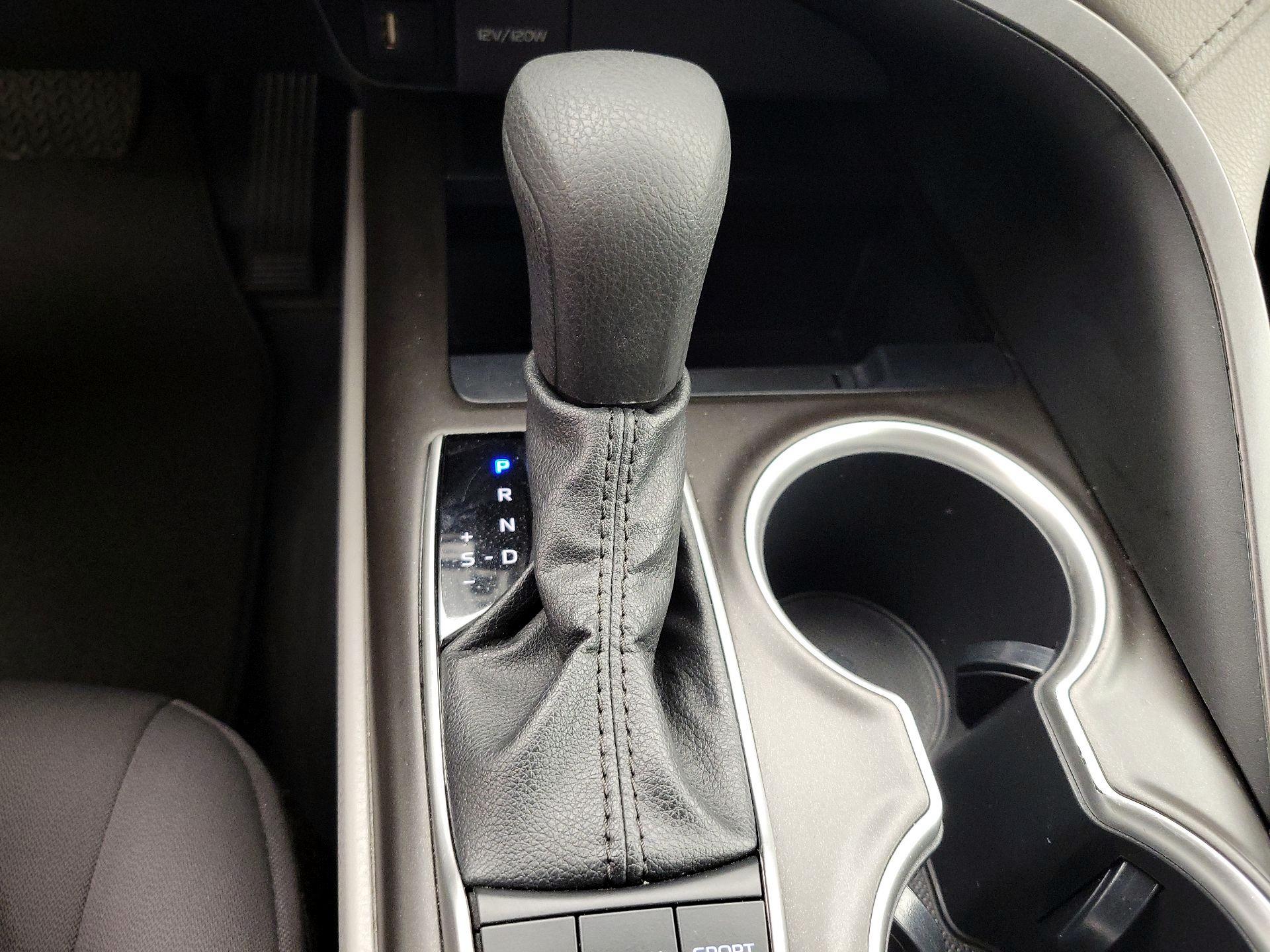 Thumbnail: 2023 Toyota Camry - 17