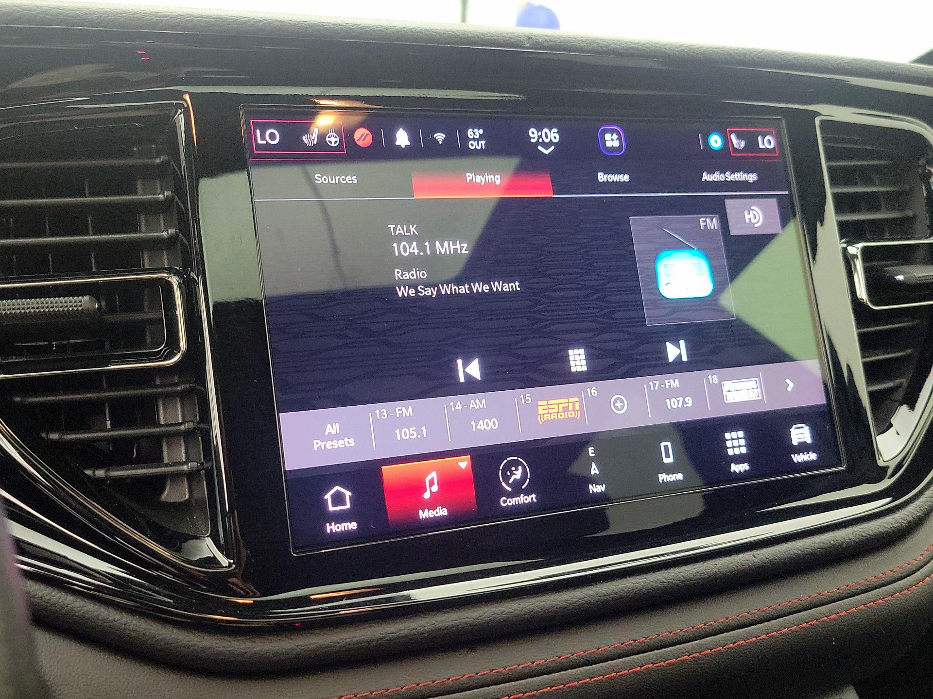 Thumbnail: 2023 Dodge Durango - 16