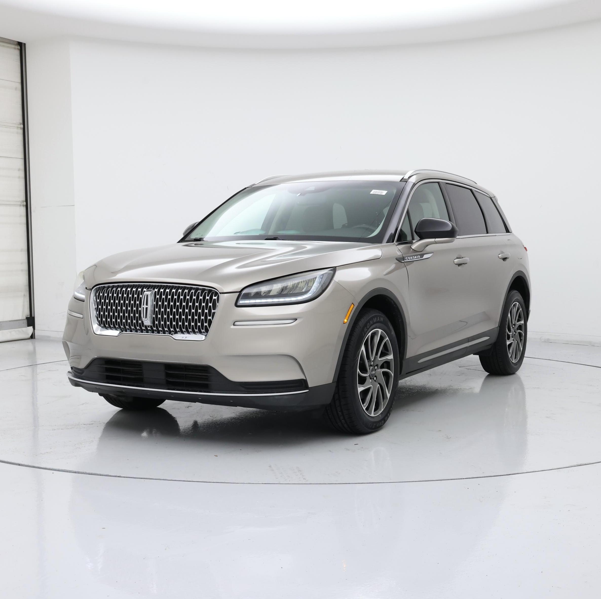 Thumbnail: 2020 Lincoln Corsair - 4