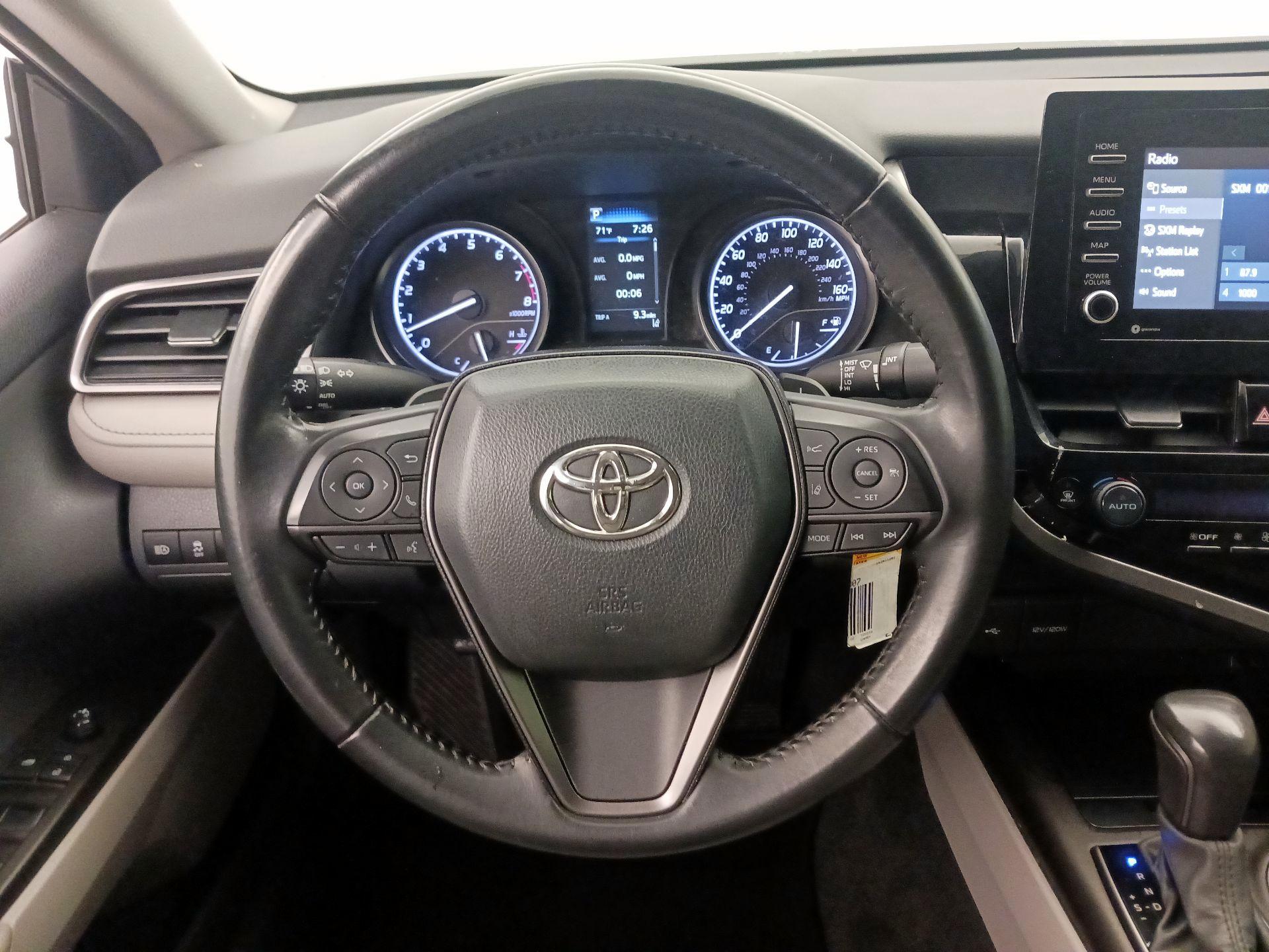 Thumbnail: 2022 Toyota Camry - 10