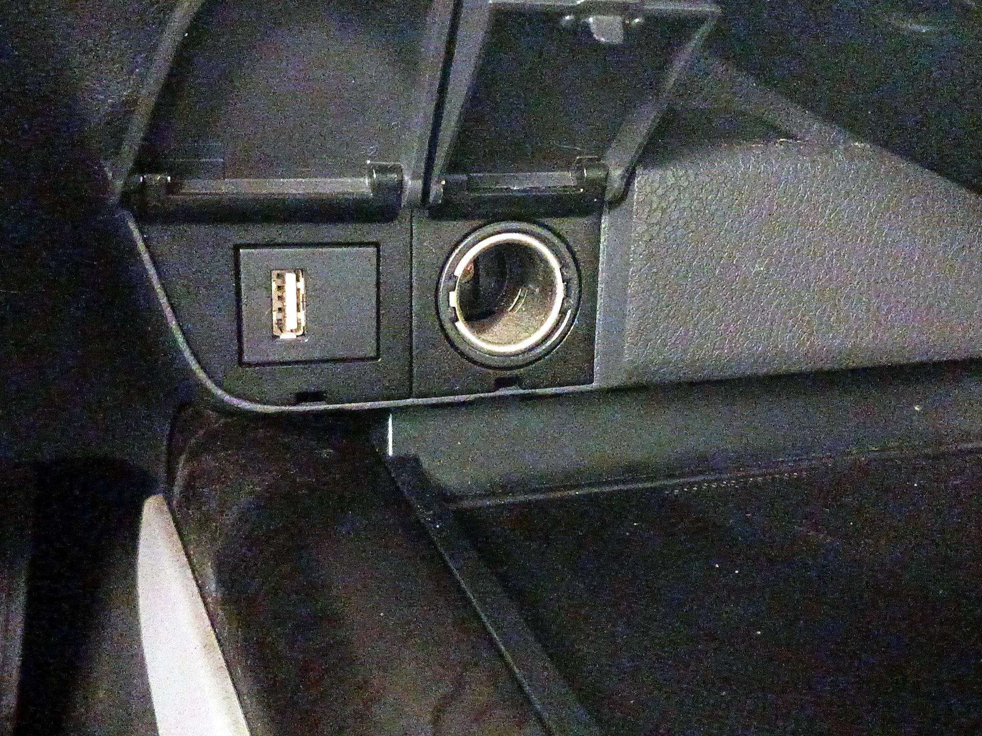 Thumbnail: 2022 Toyota Camry - 18