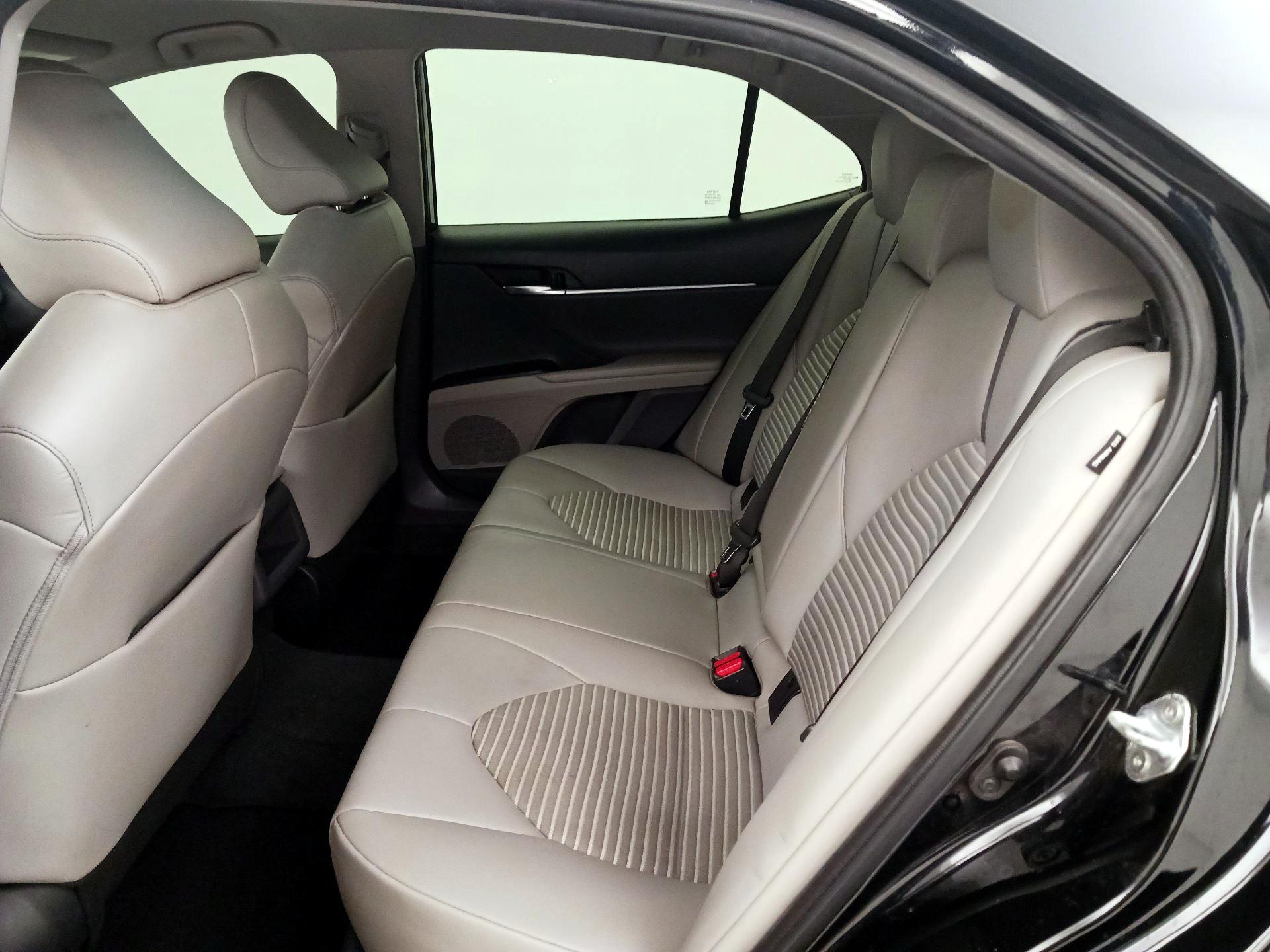 Thumbnail: 2022 Toyota Camry - 19