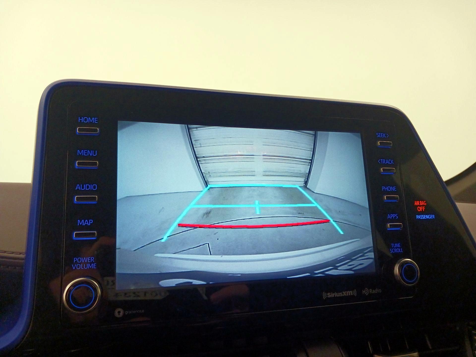 Thumbnail: 2021 Toyota C-HR - 14