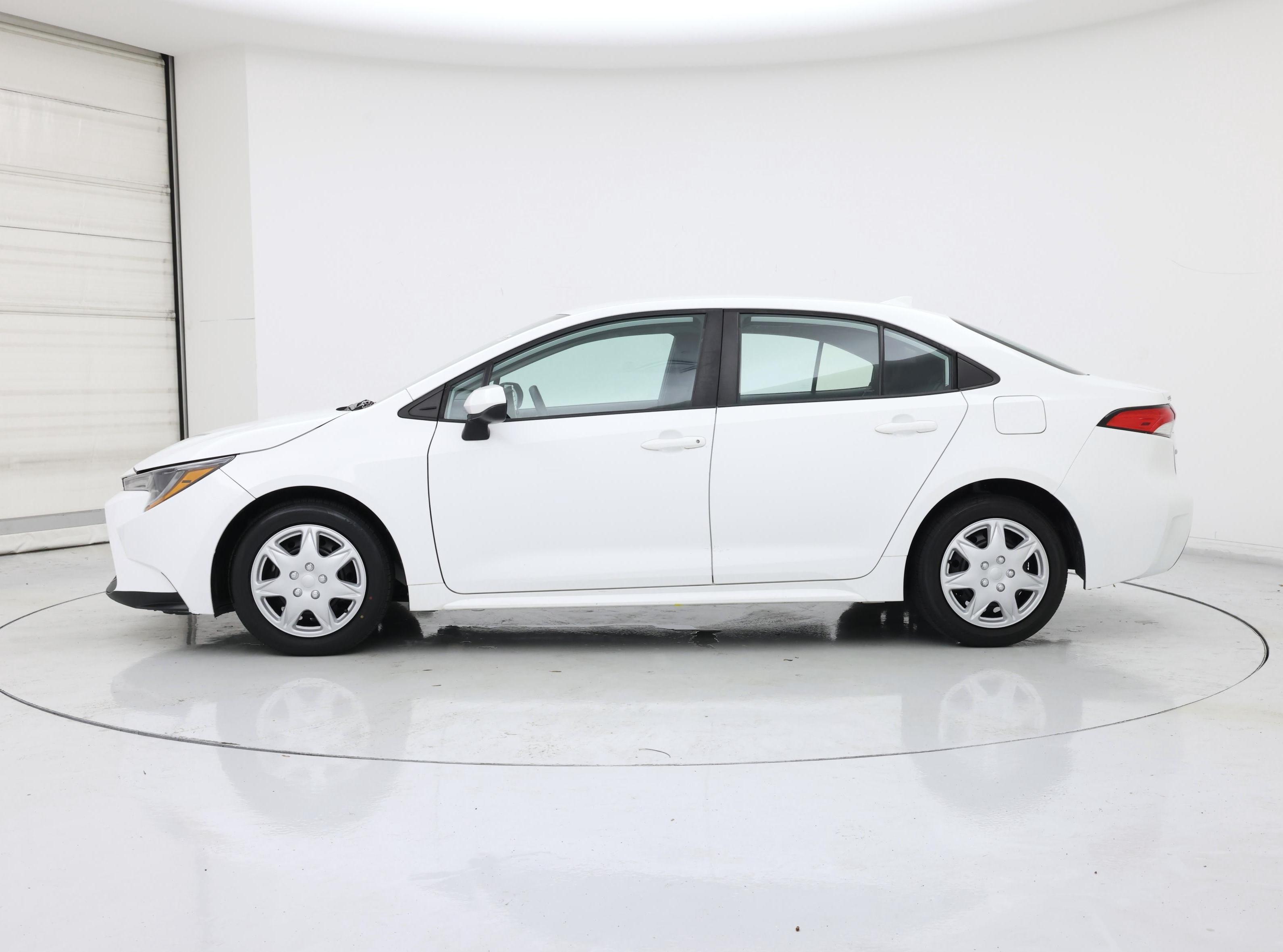 Thumbnail: 2022 Toyota Corolla - 3