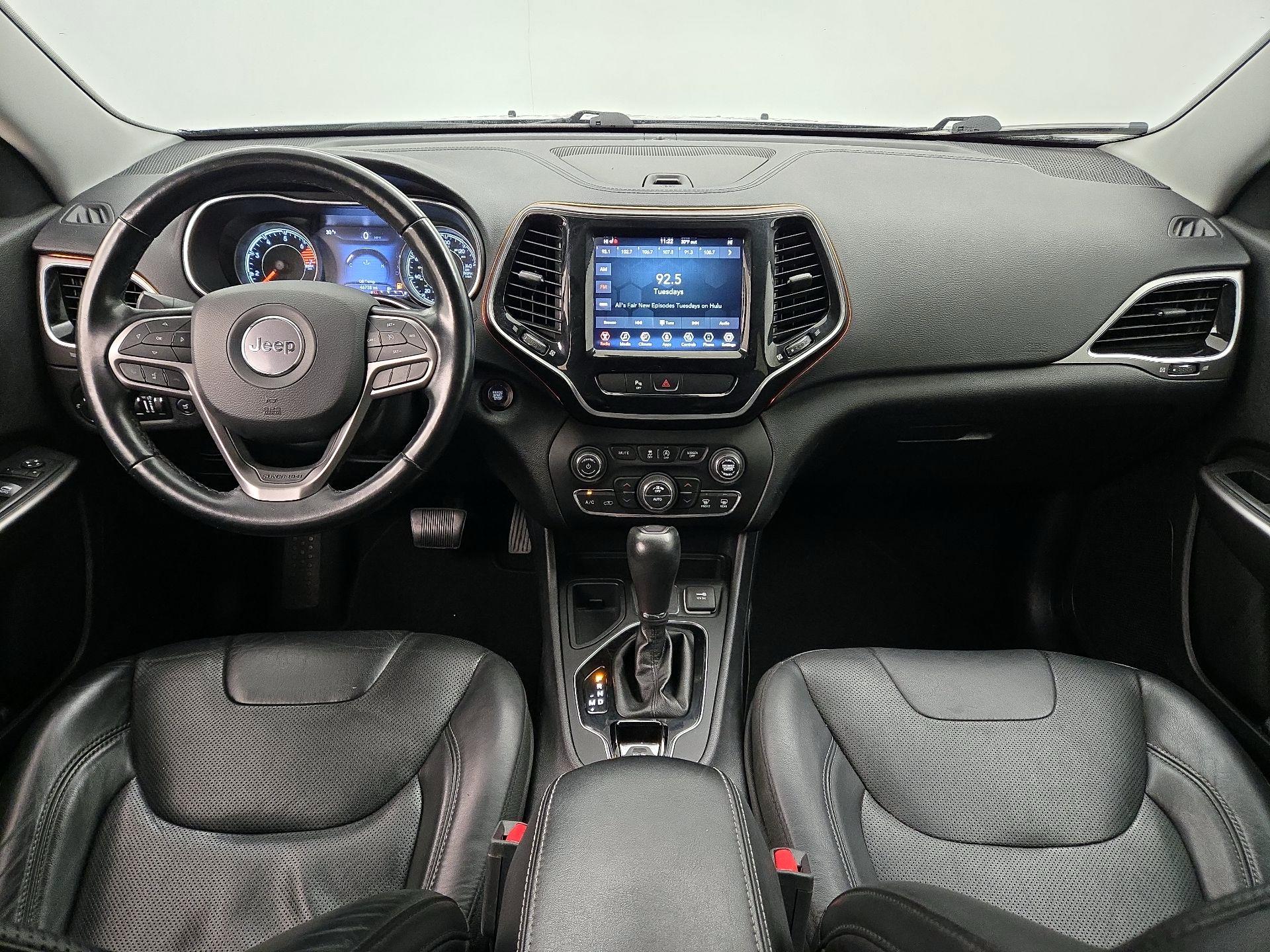 Thumbnail: 2020 Jeep Cherokee - 9