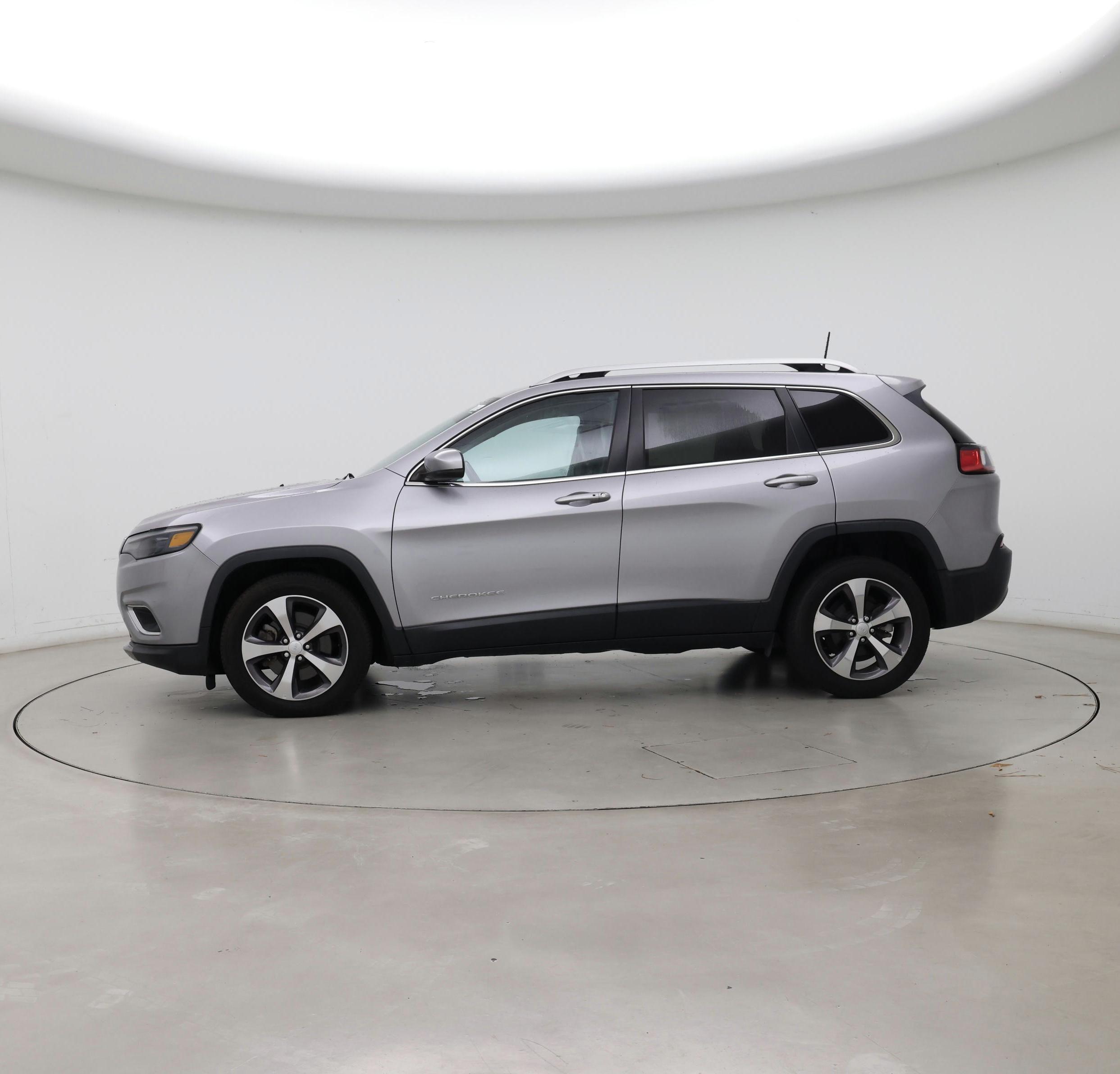 Thumbnail: 2020 Jeep Cherokee - 3