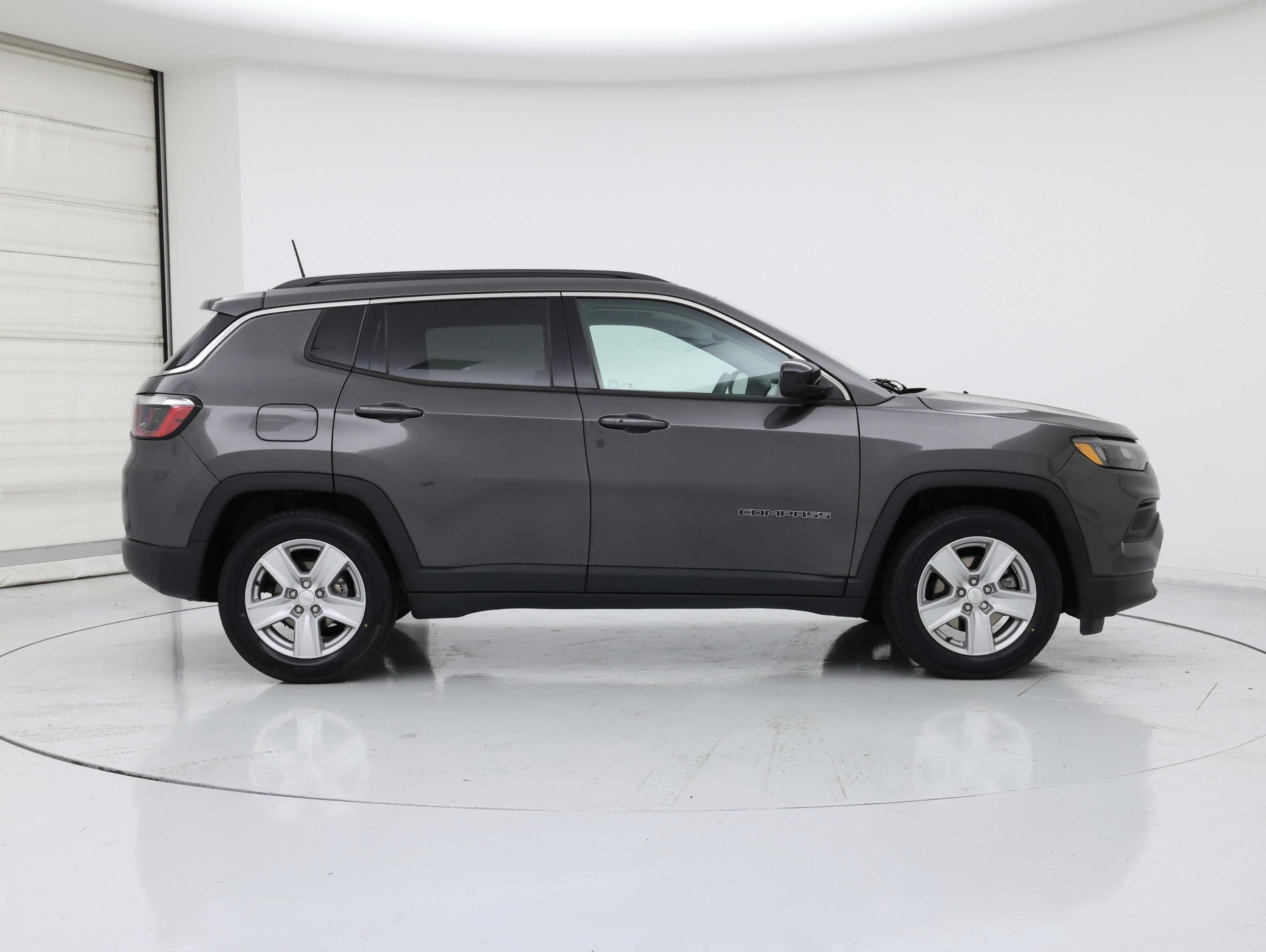 Thumbnail: 2022 Jeep Compass - 7