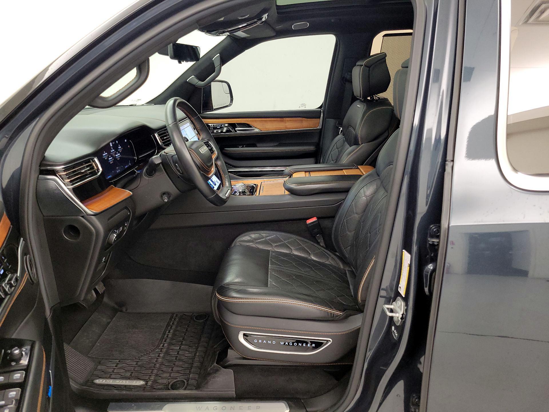 Thumbnail: 2022 Jeep Grand Wagoneer - 11