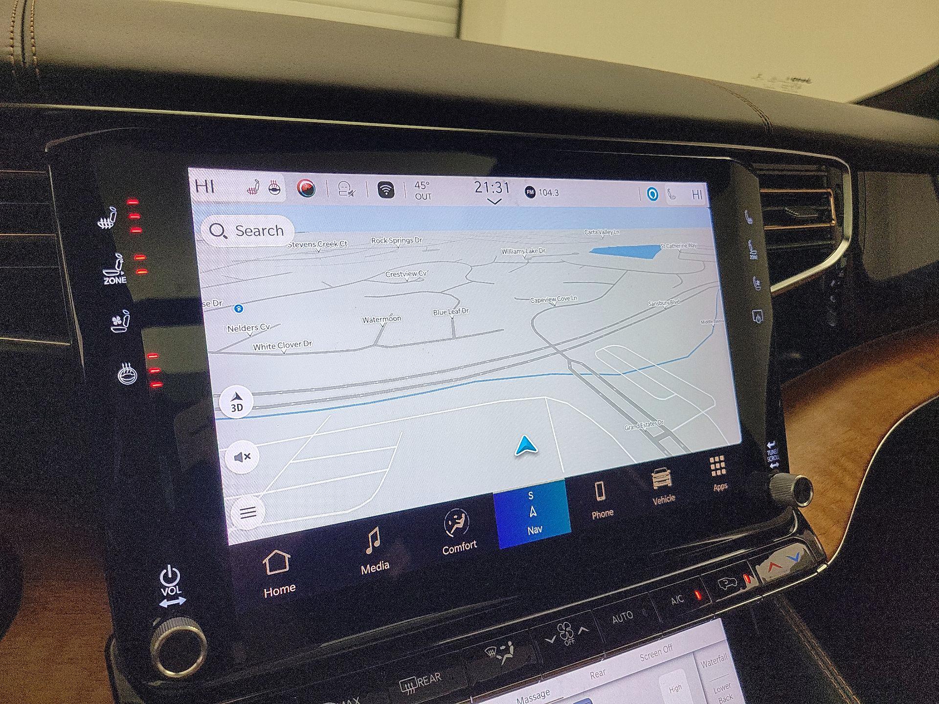 Thumbnail: 2022 Jeep Grand Wagoneer - 14