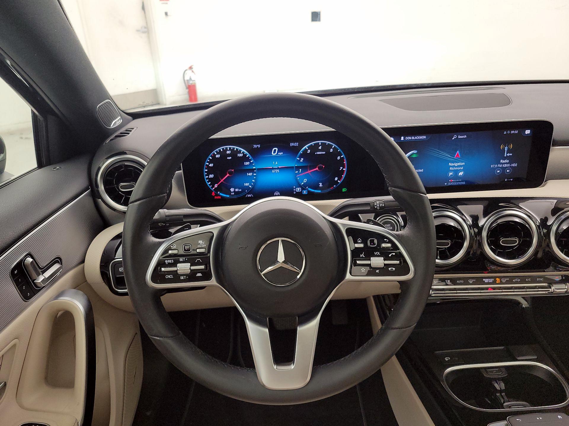 Thumbnail: 2020 Mercedes-Benz A-Class - 10