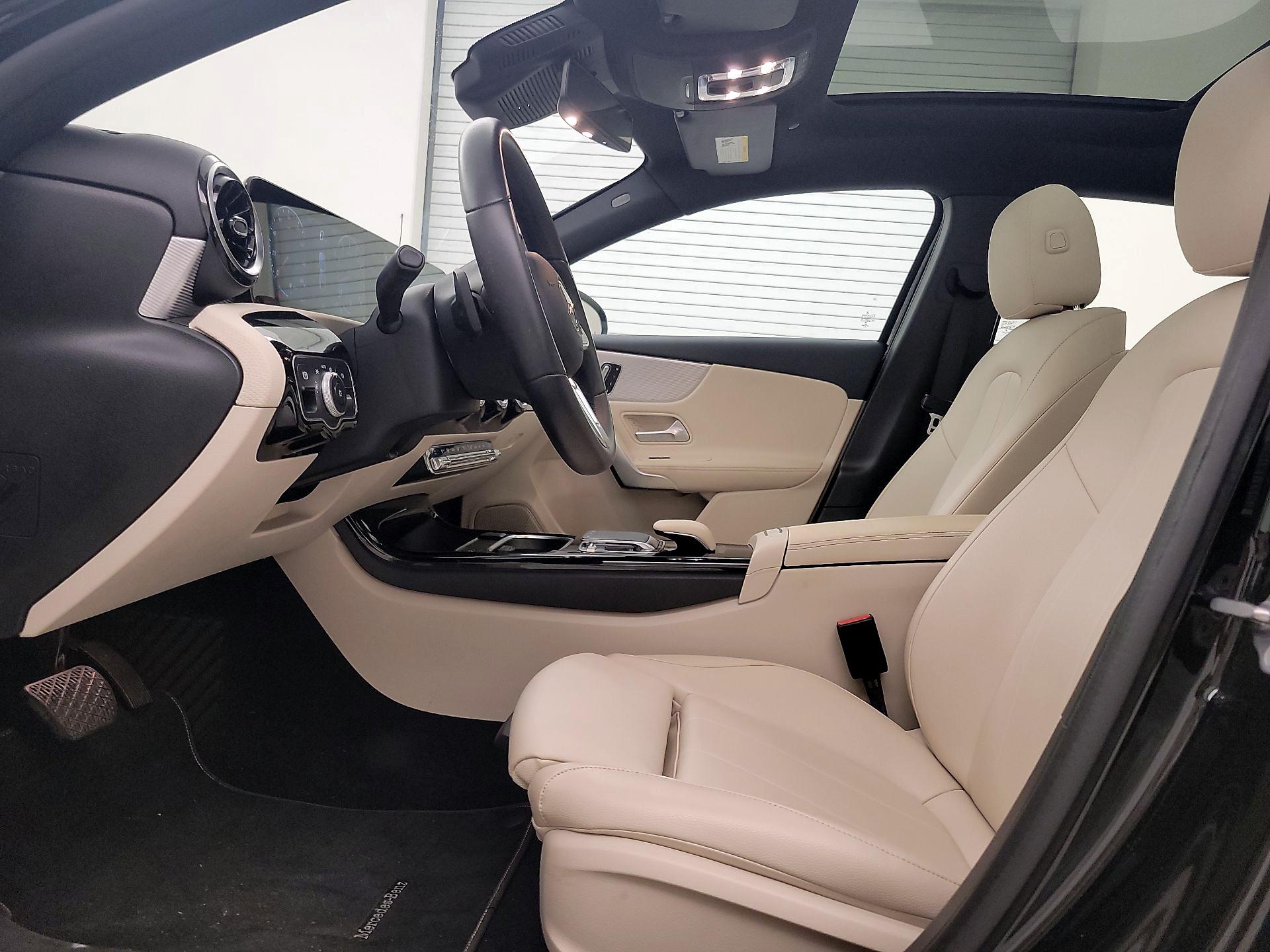 Thumbnail: 2020 Mercedes-Benz A-Class - 11