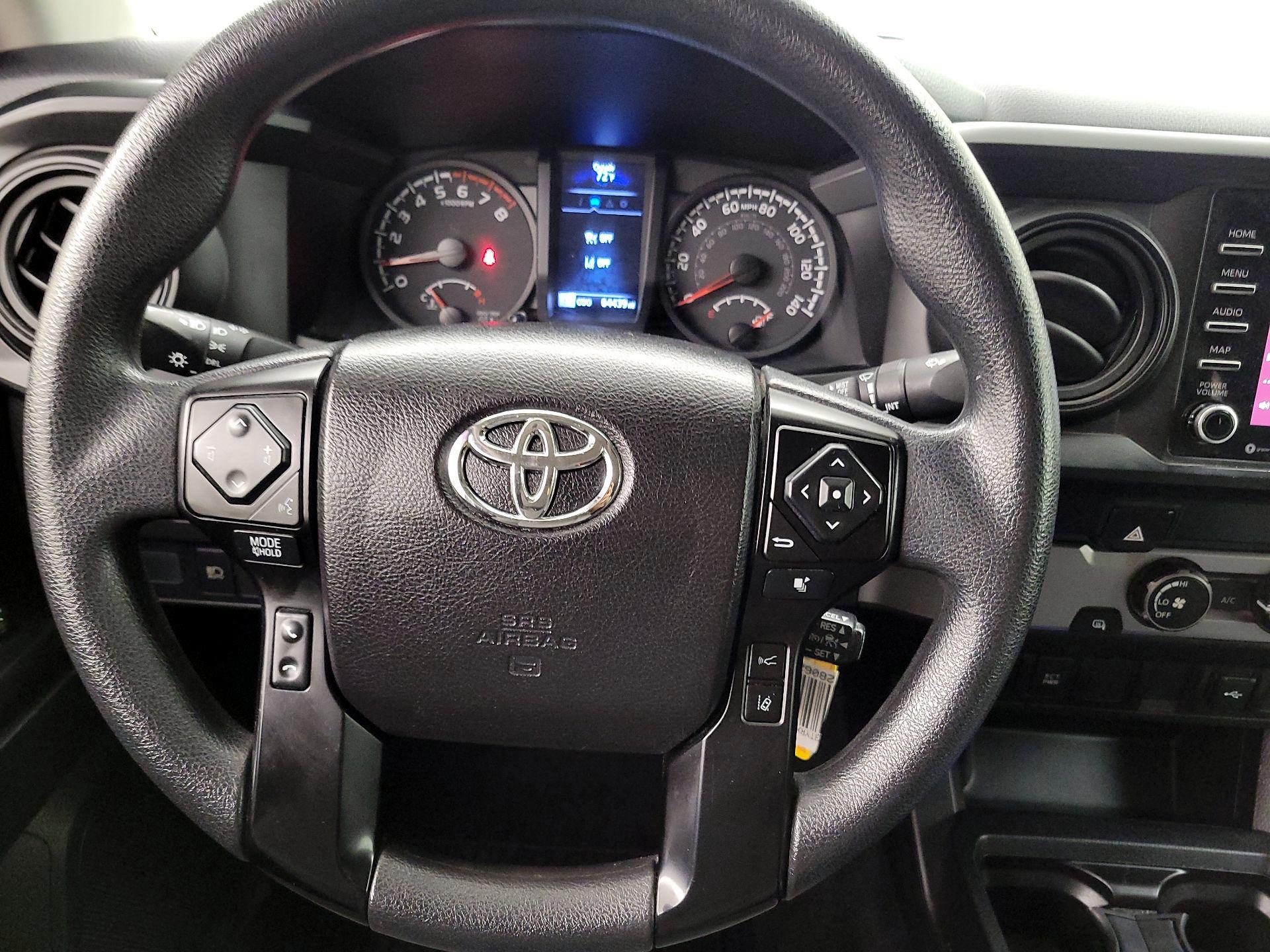 Thumbnail: 2021 Toyota Tacoma - 10