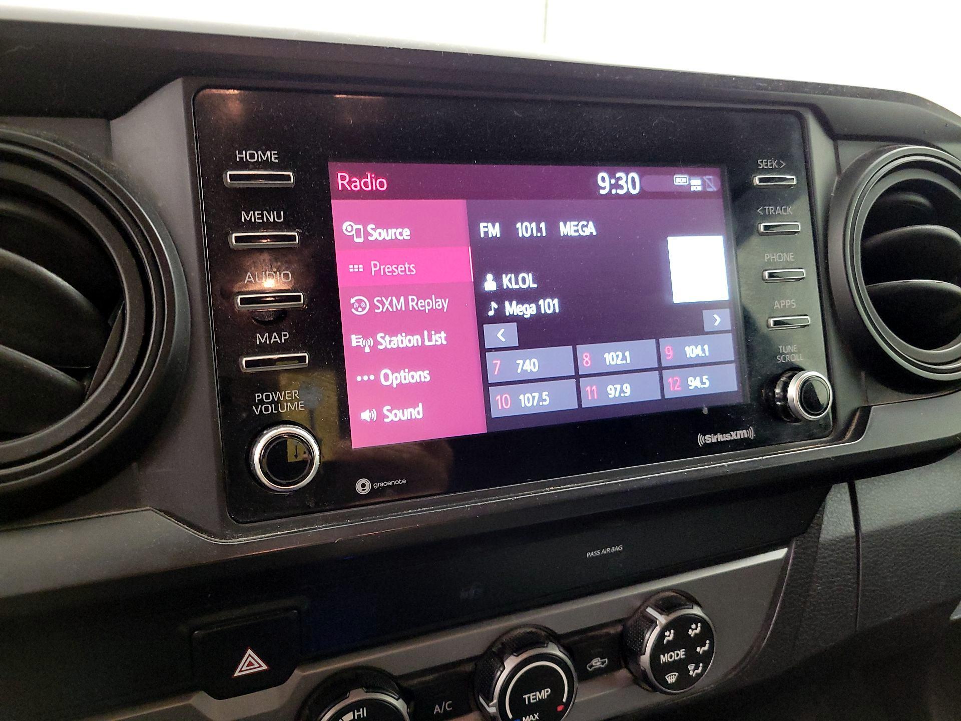 Thumbnail: 2021 Toyota Tacoma - 15