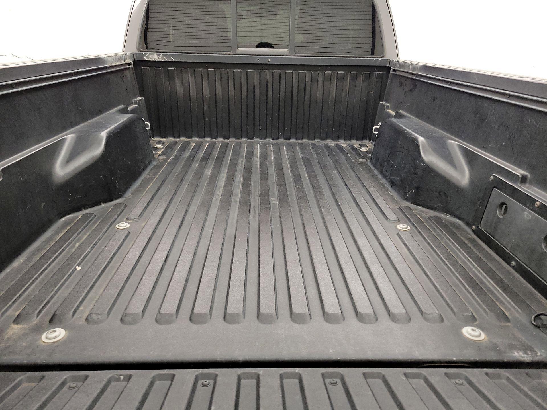 Thumbnail: 2021 Toyota Tacoma - 20