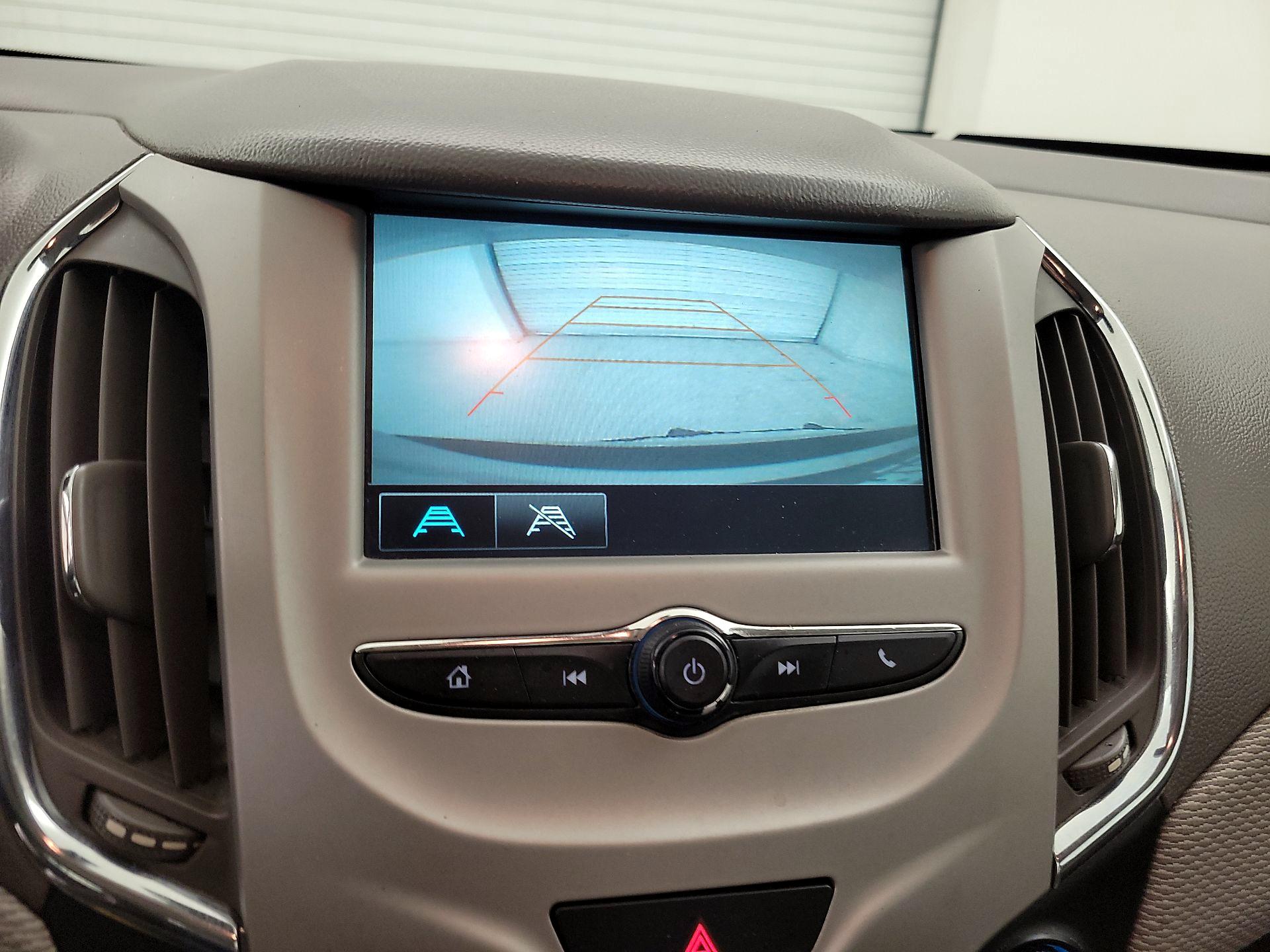 Thumbnail: 2018 Chevrolet Cruze - 14