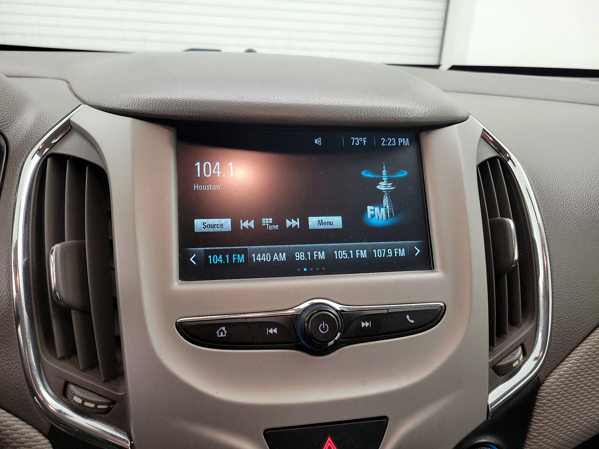 Thumbnail: 2018 Chevrolet Cruze - 15