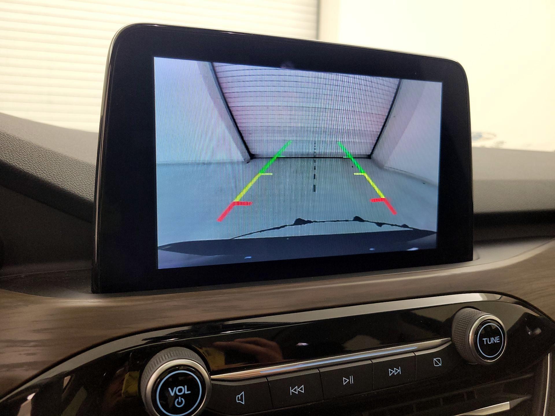 Thumbnail: 2020 Ford Escape - 15