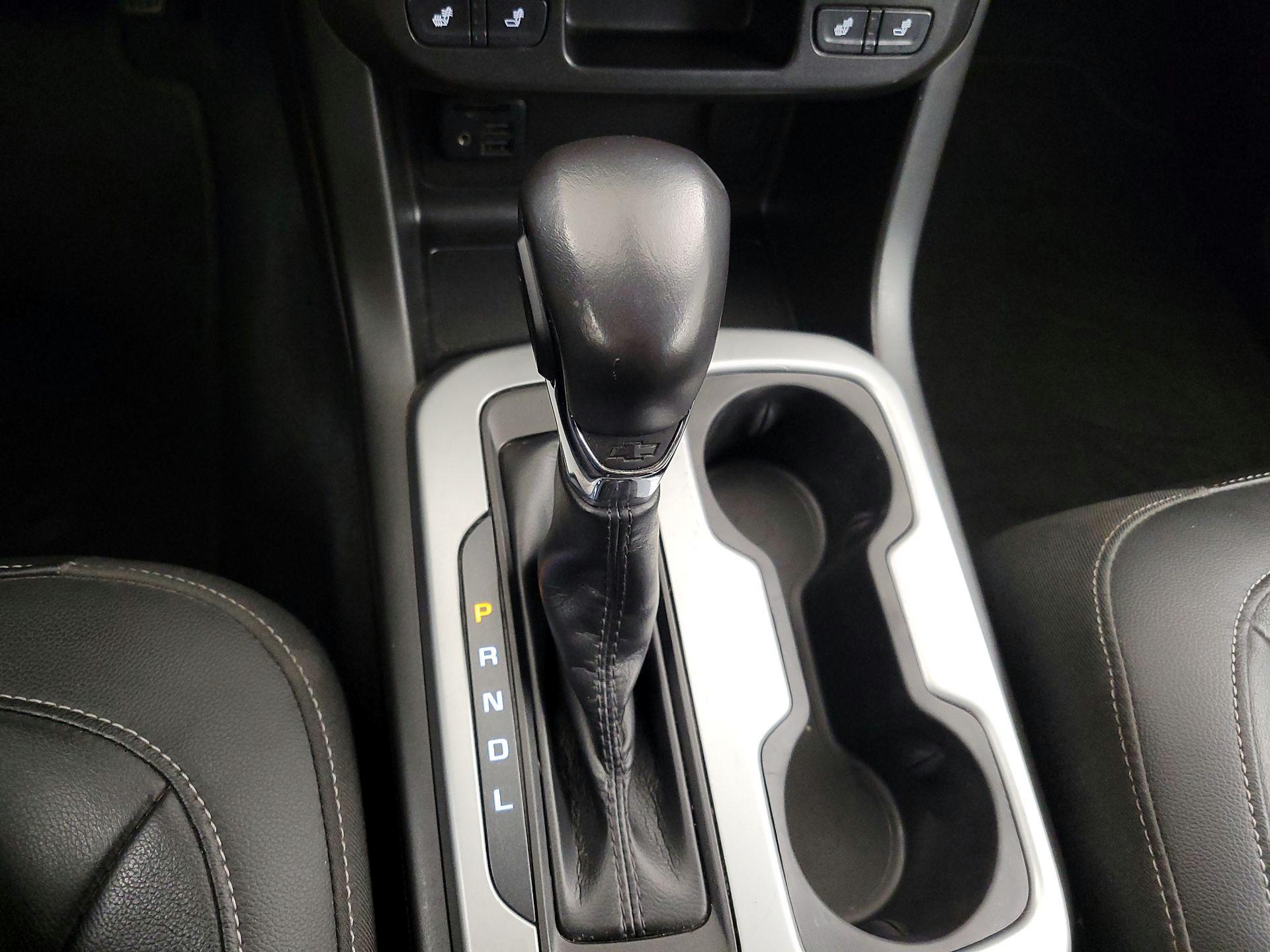 Thumbnail: 2022 Chevrolet Colorado - 17