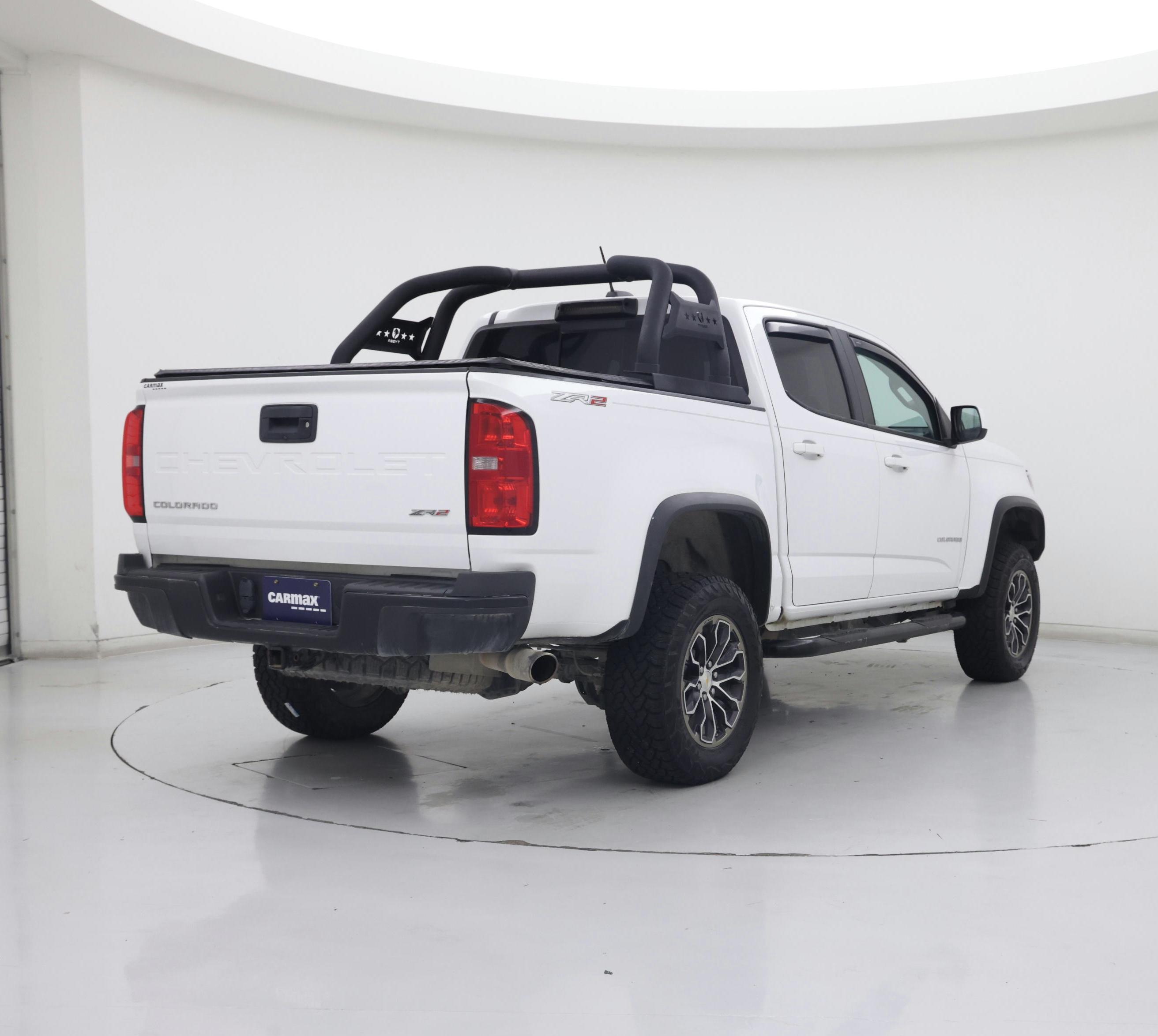 Thumbnail: 2022 Chevrolet Colorado - 8