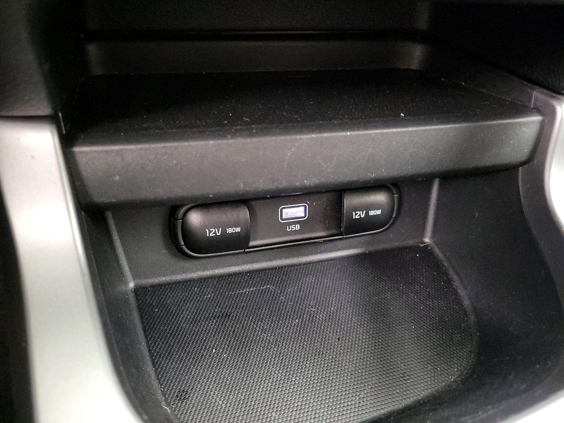 Thumbnail: 2024 Kia Seltos - 18