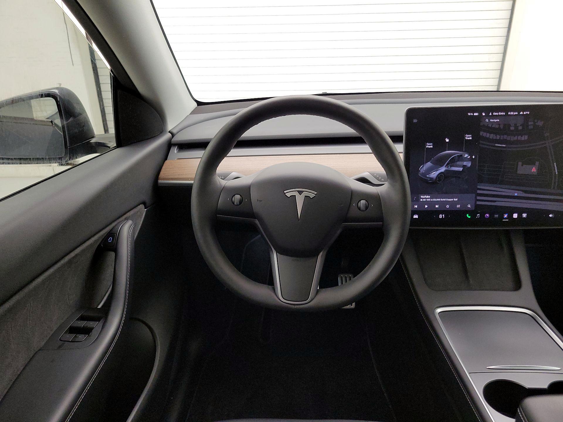 Thumbnail: 2022 Tesla Model Y - 10