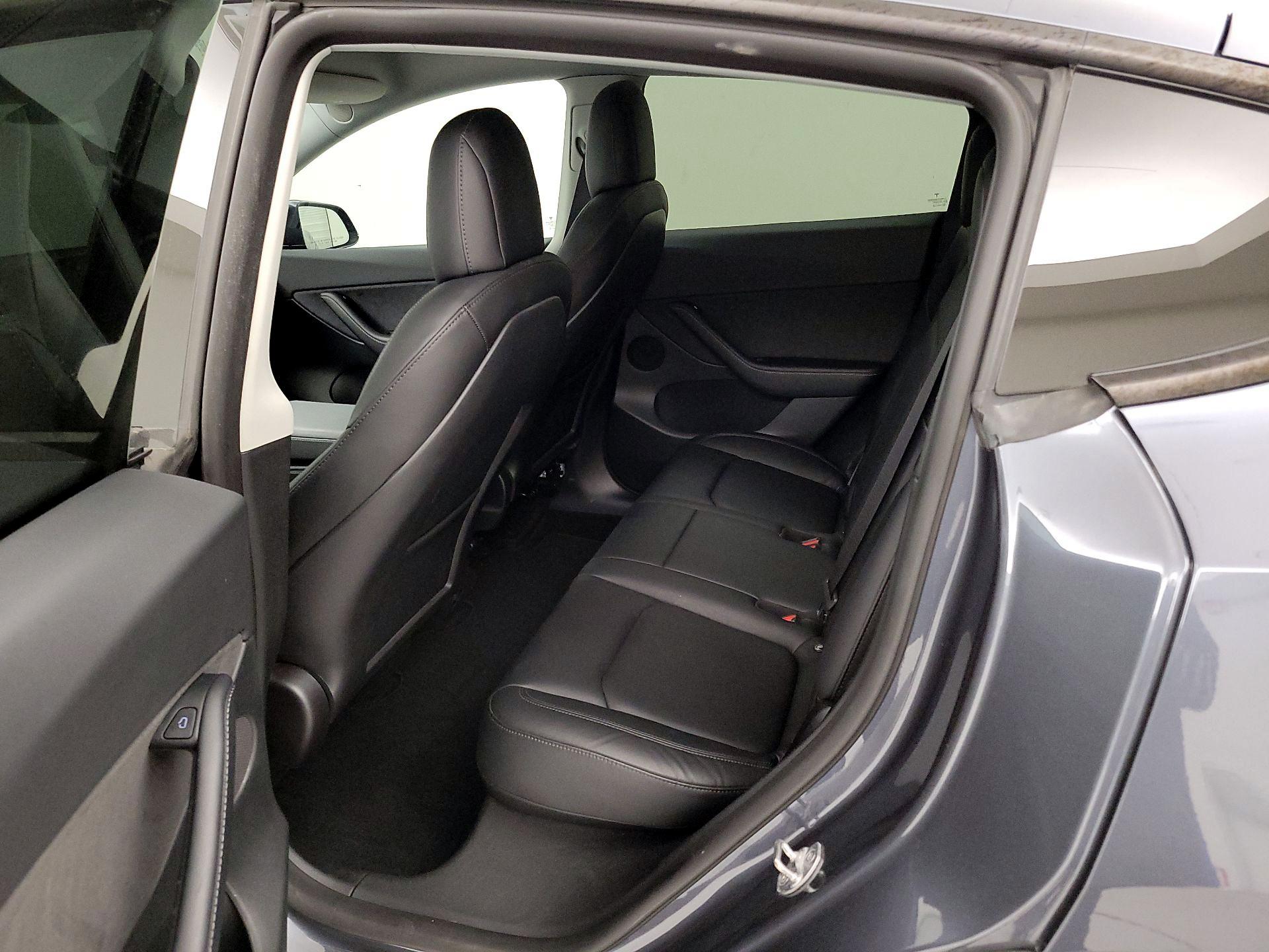 Thumbnail: 2022 Tesla Model Y - 19