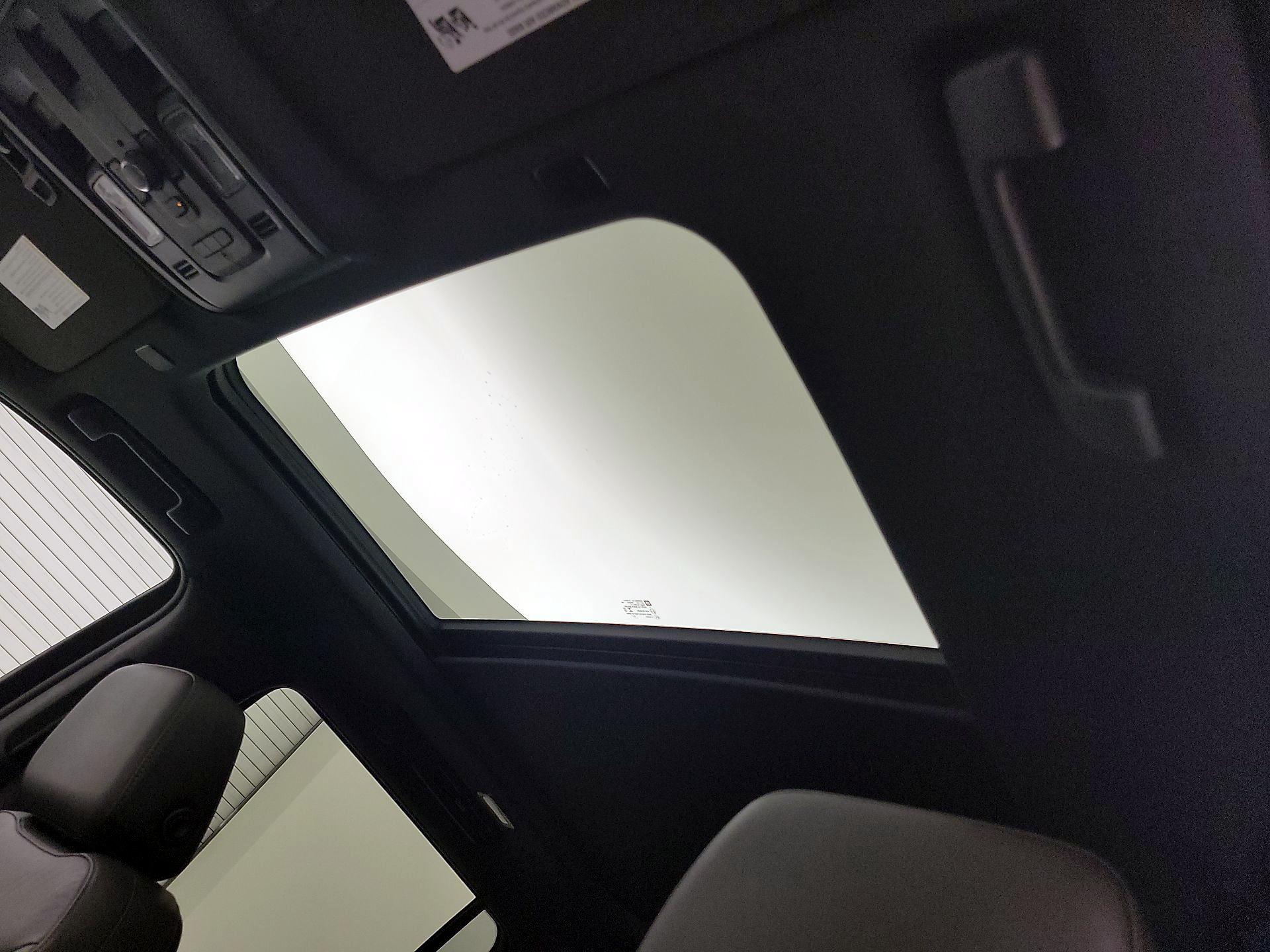 Thumbnail: 2022 Chevrolet Tahoe - 20