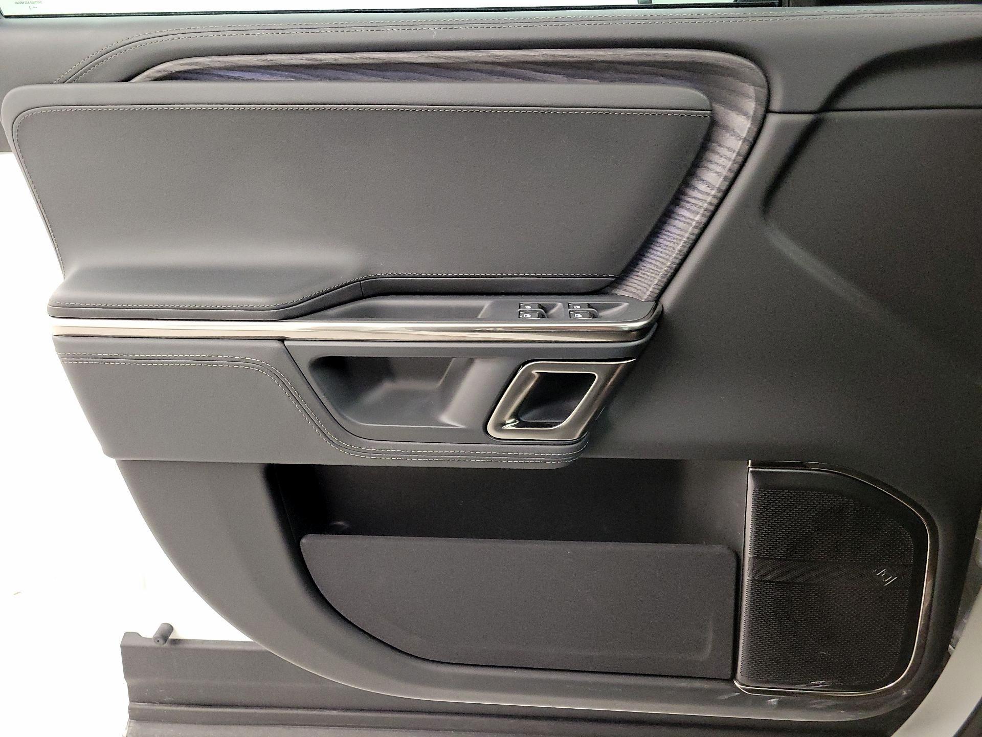 Thumbnail: 2023 Rivian R1S - 12