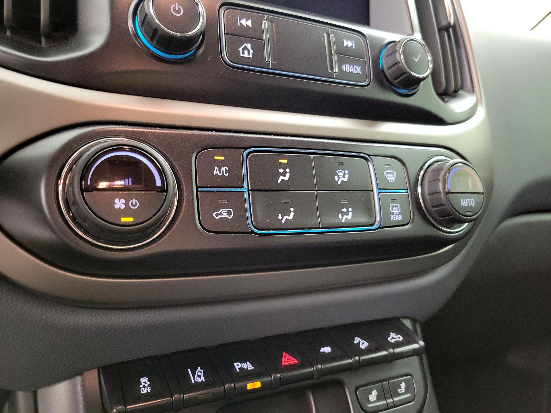 Thumbnail: 2021 Chevrolet Colorado - 16