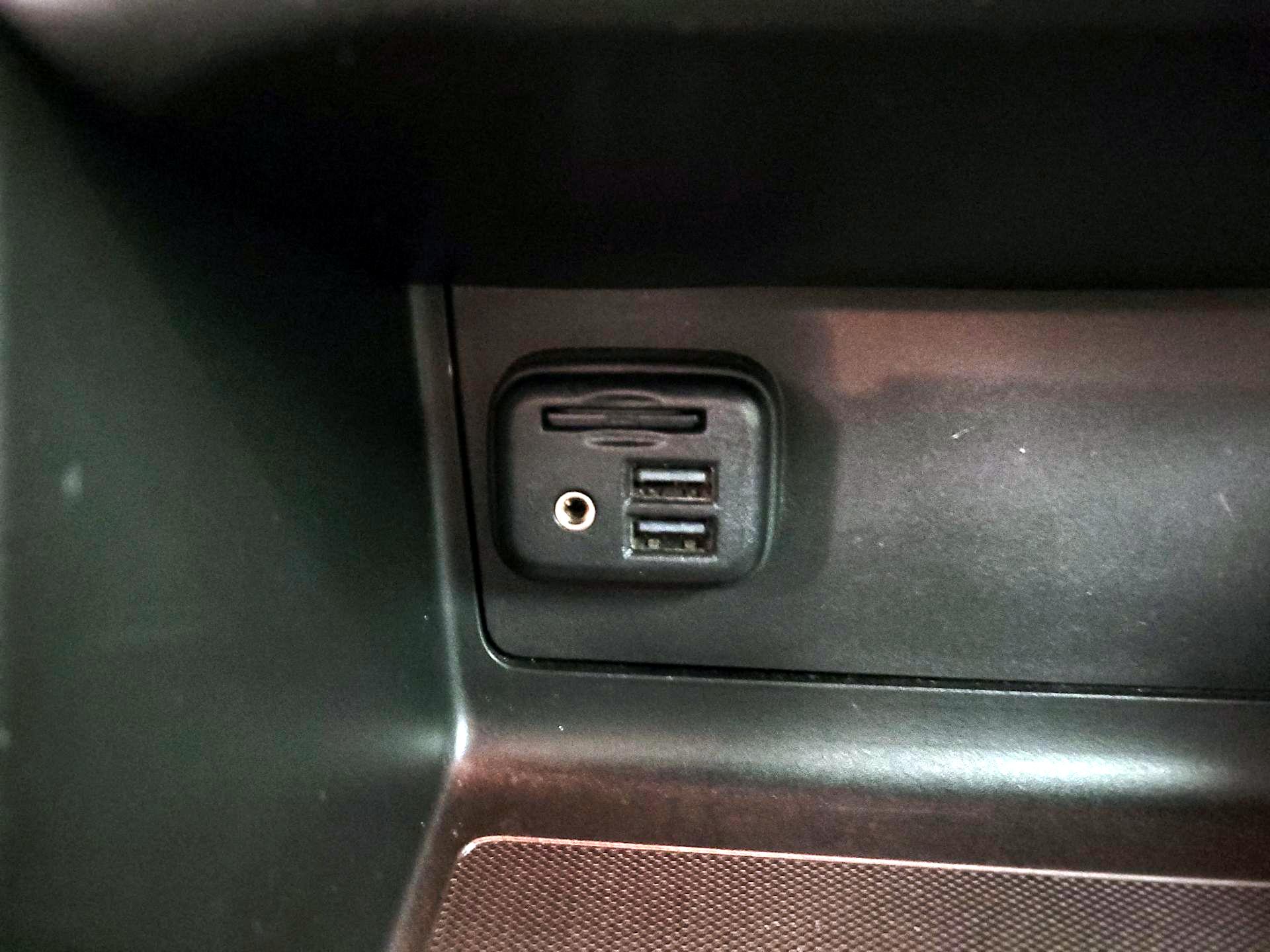 Thumbnail: 2021 Chevrolet Colorado - 18