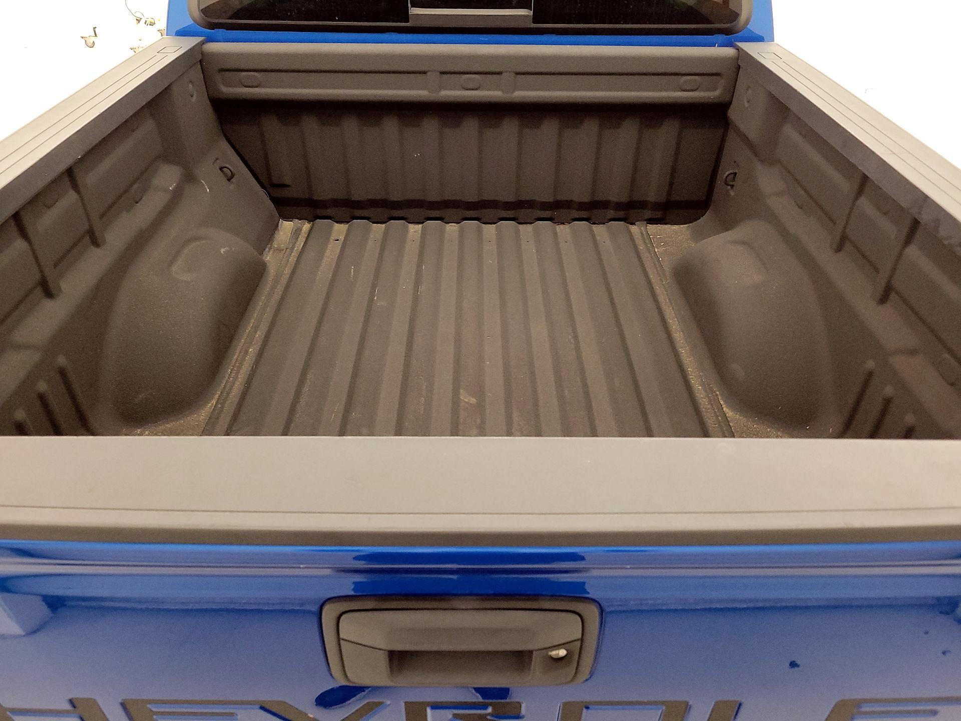 Thumbnail: 2021 Chevrolet Colorado - 20