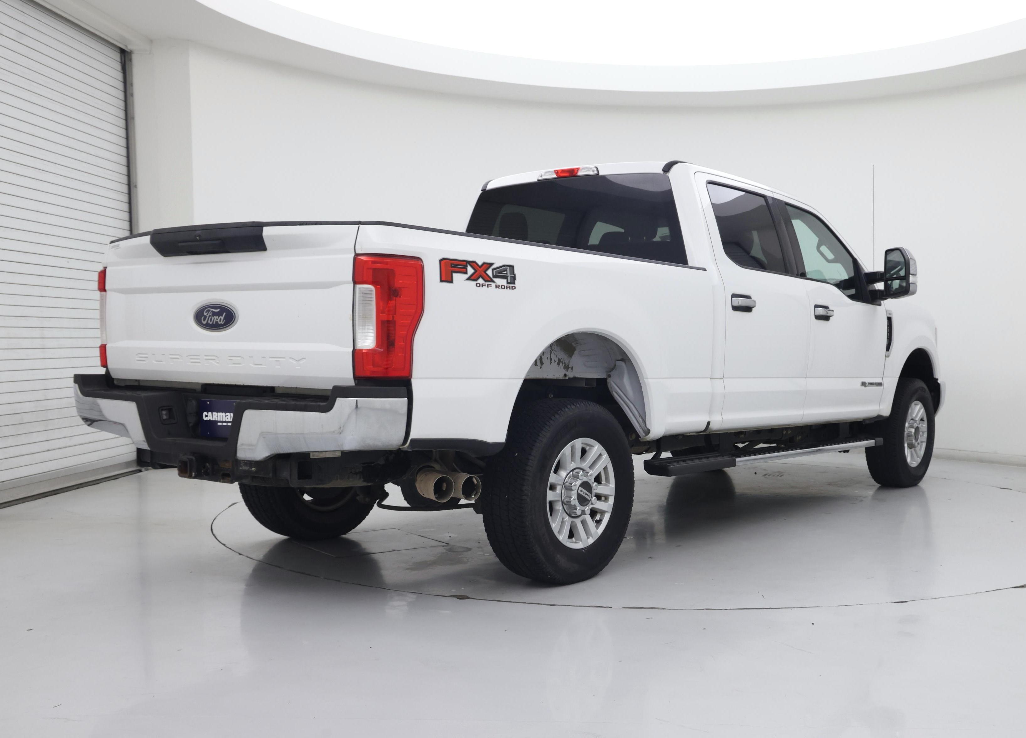 Thumbnail: 2018 Ford F-250 - 8