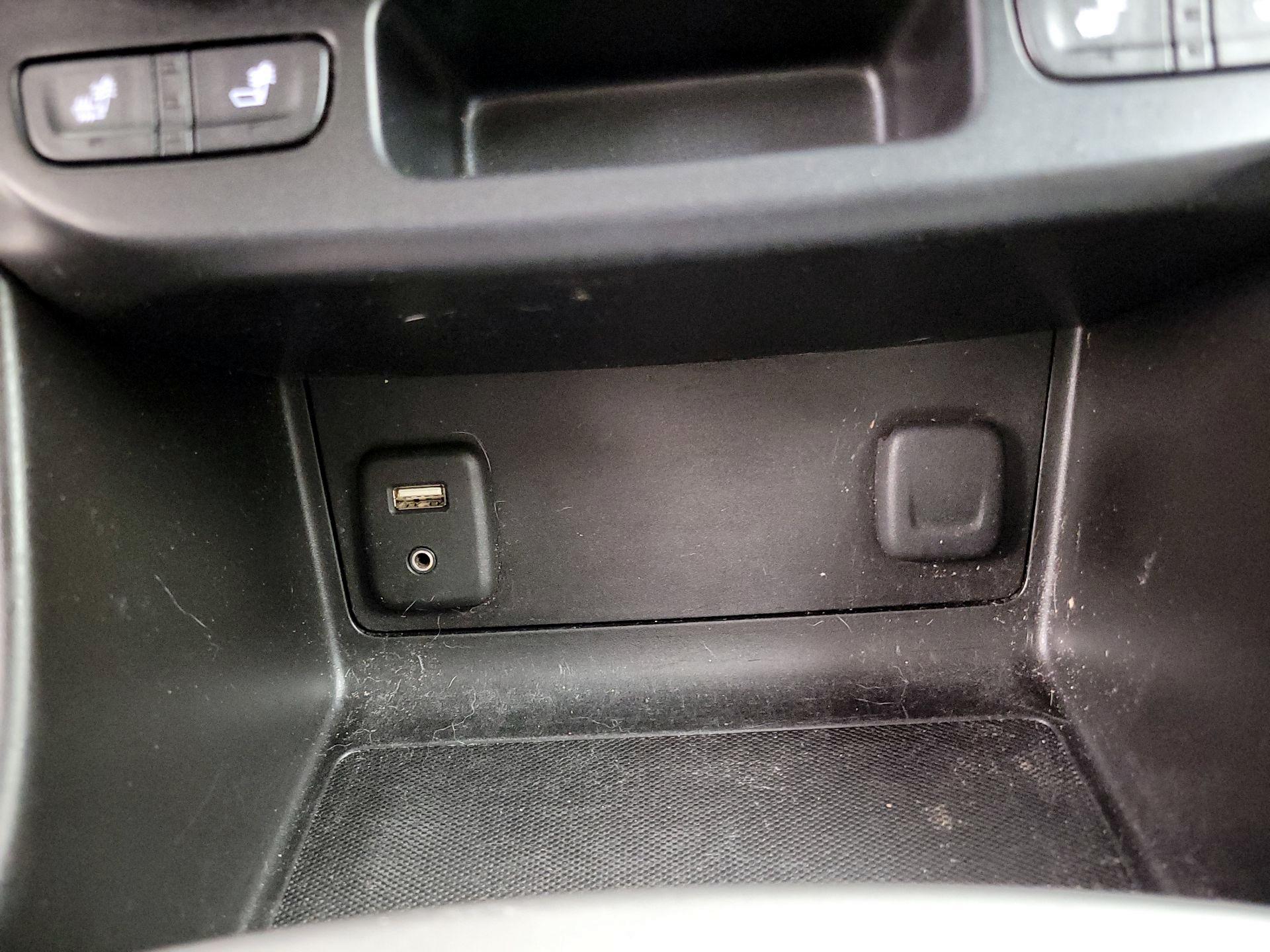 Thumbnail: 2017 Chevrolet Colorado - 18