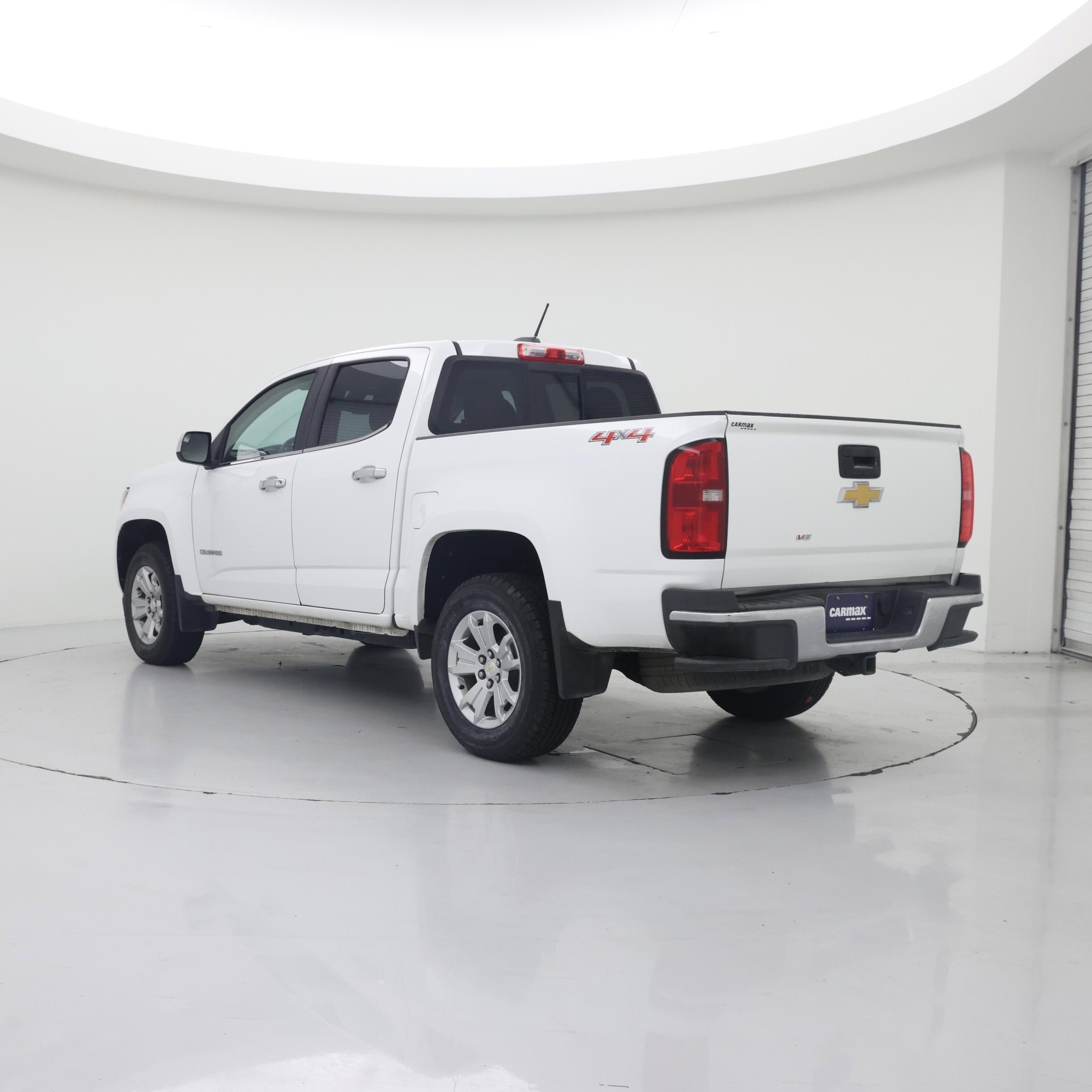 Thumbnail: 2017 Chevrolet Colorado - 2