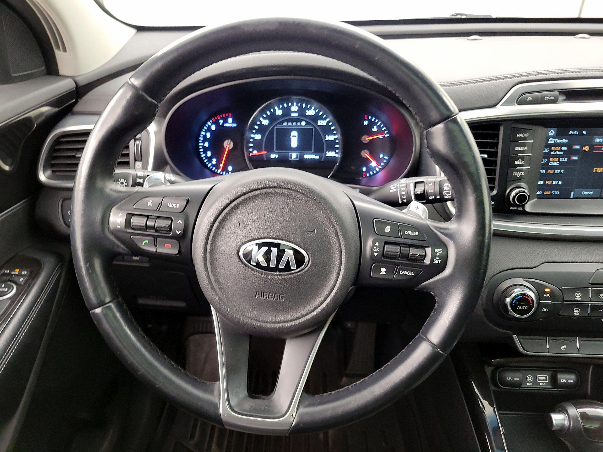 Thumbnail: 2017 Kia Sorento - 10